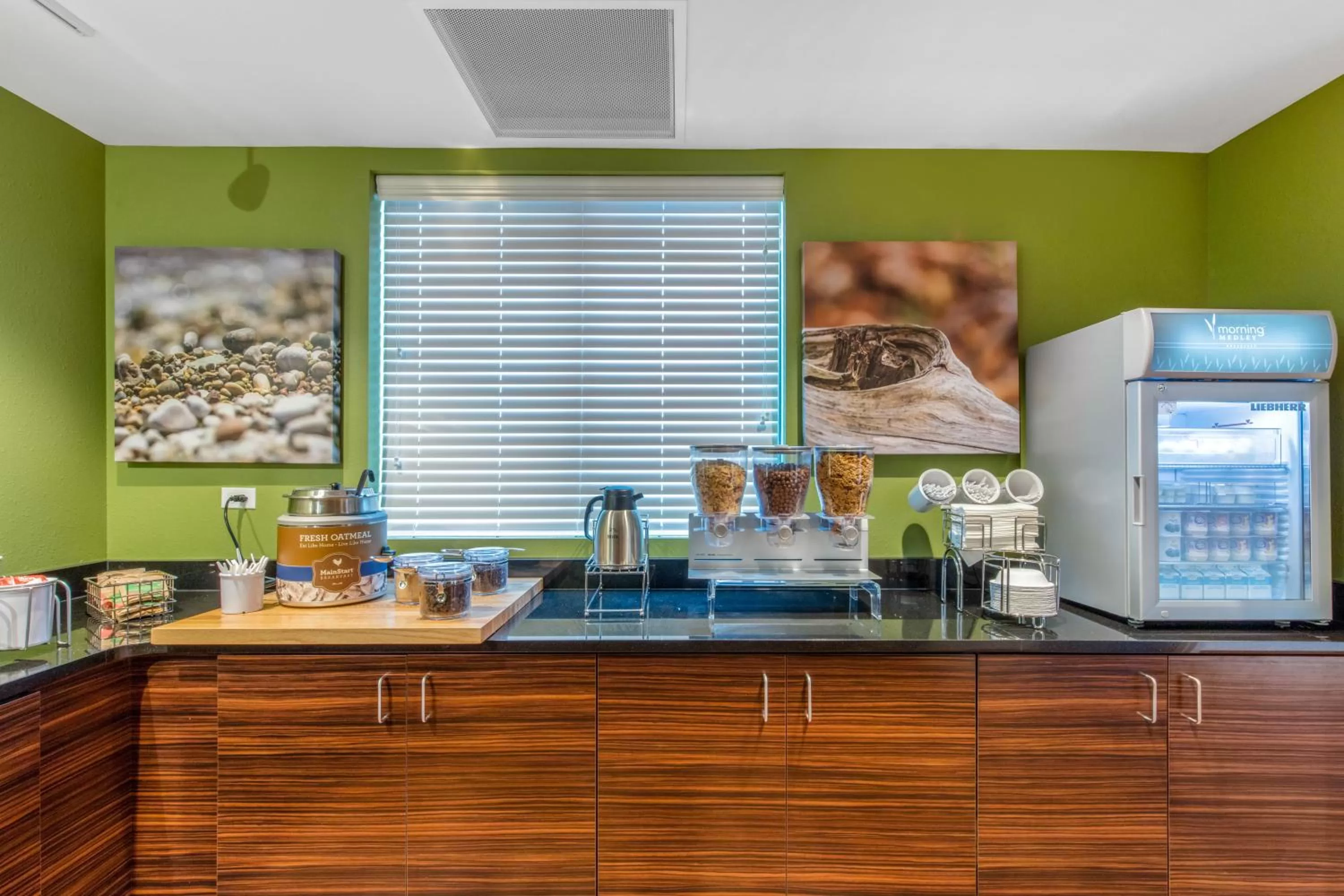 Breakfast in Comfort Inn St Louis Airport