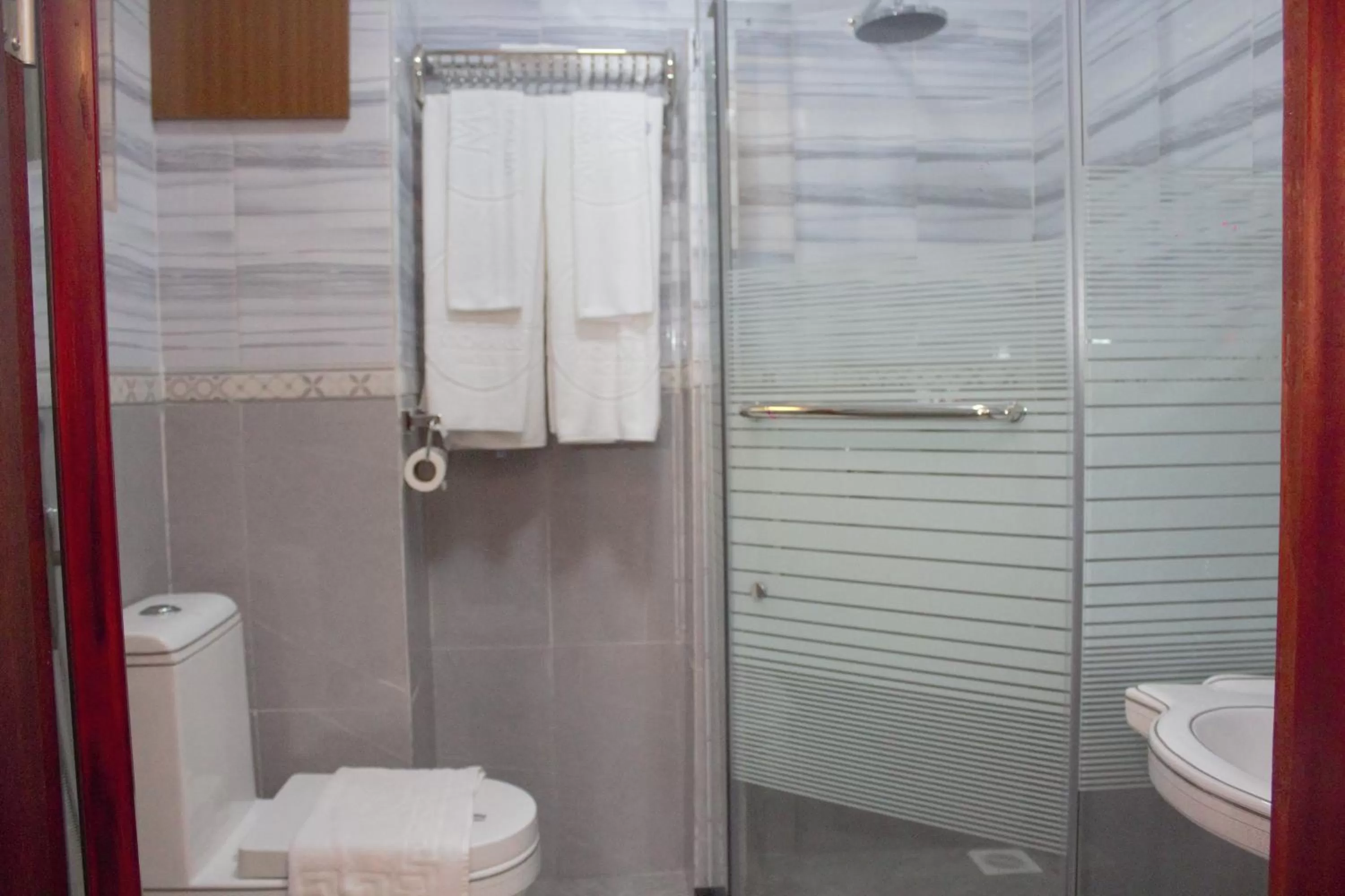 Bathroom in Vickmark Hotel