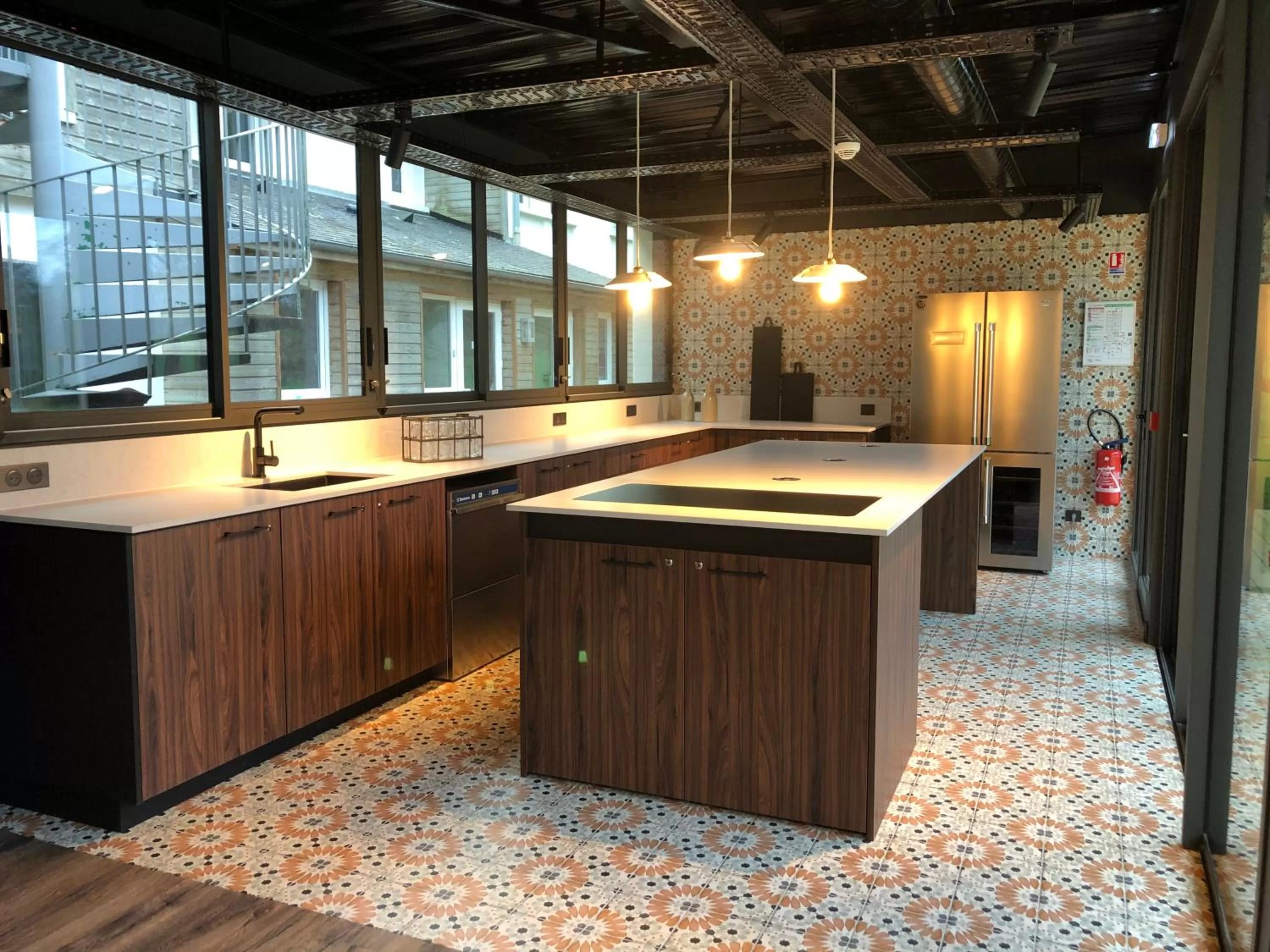 Lounge or bar in Hôtel le Corbusson