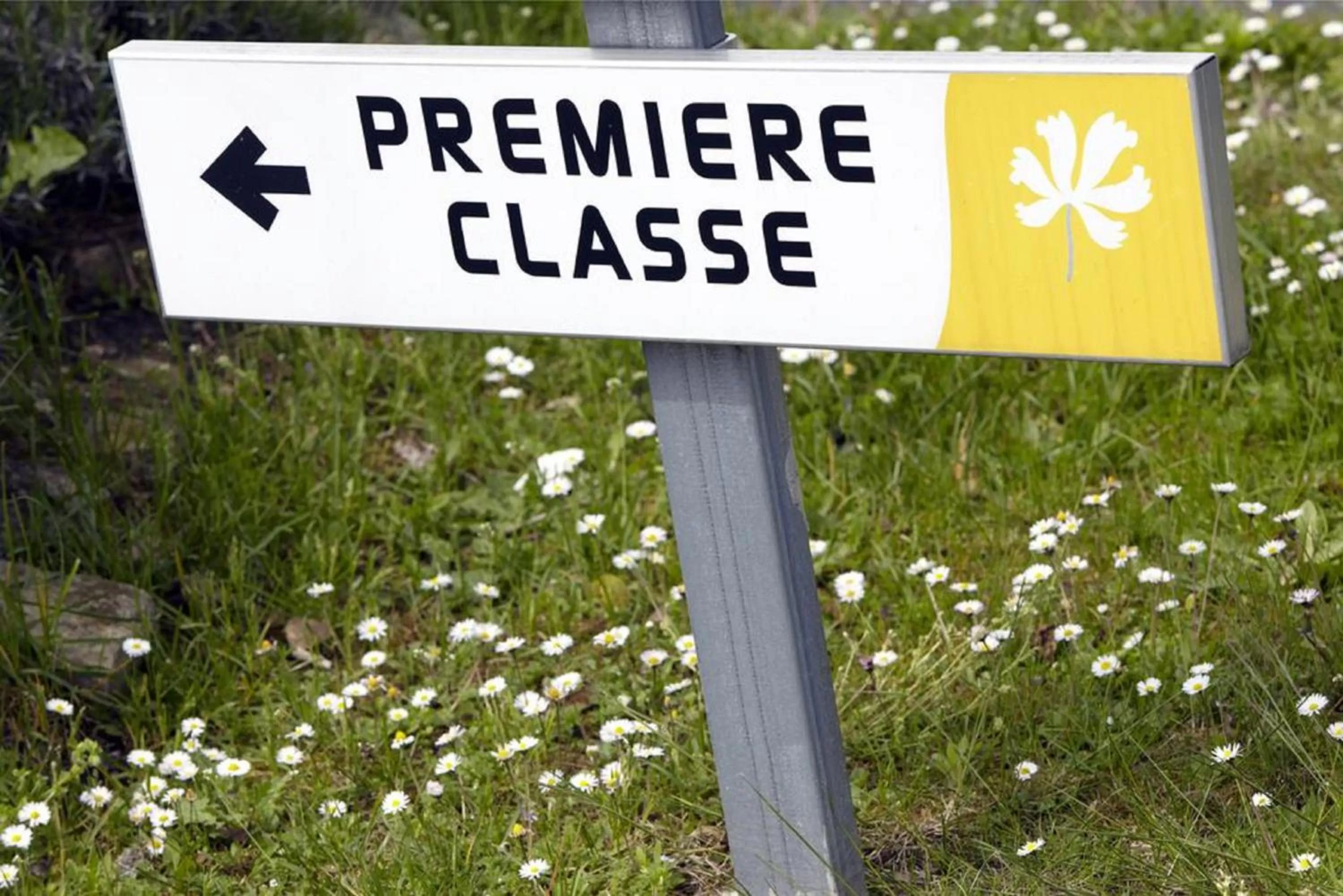 Property logo or sign in Premiere Classe Metz Sud Jouy Aux Arches