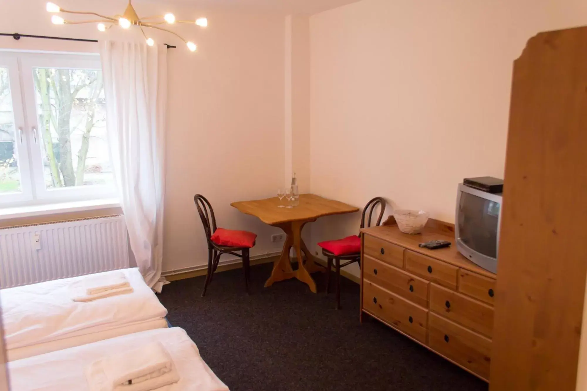 Budget Room - Annex in Gästehaus Schloss Plaue Budget Room - Annex in Gästehaus Schloss Plaue