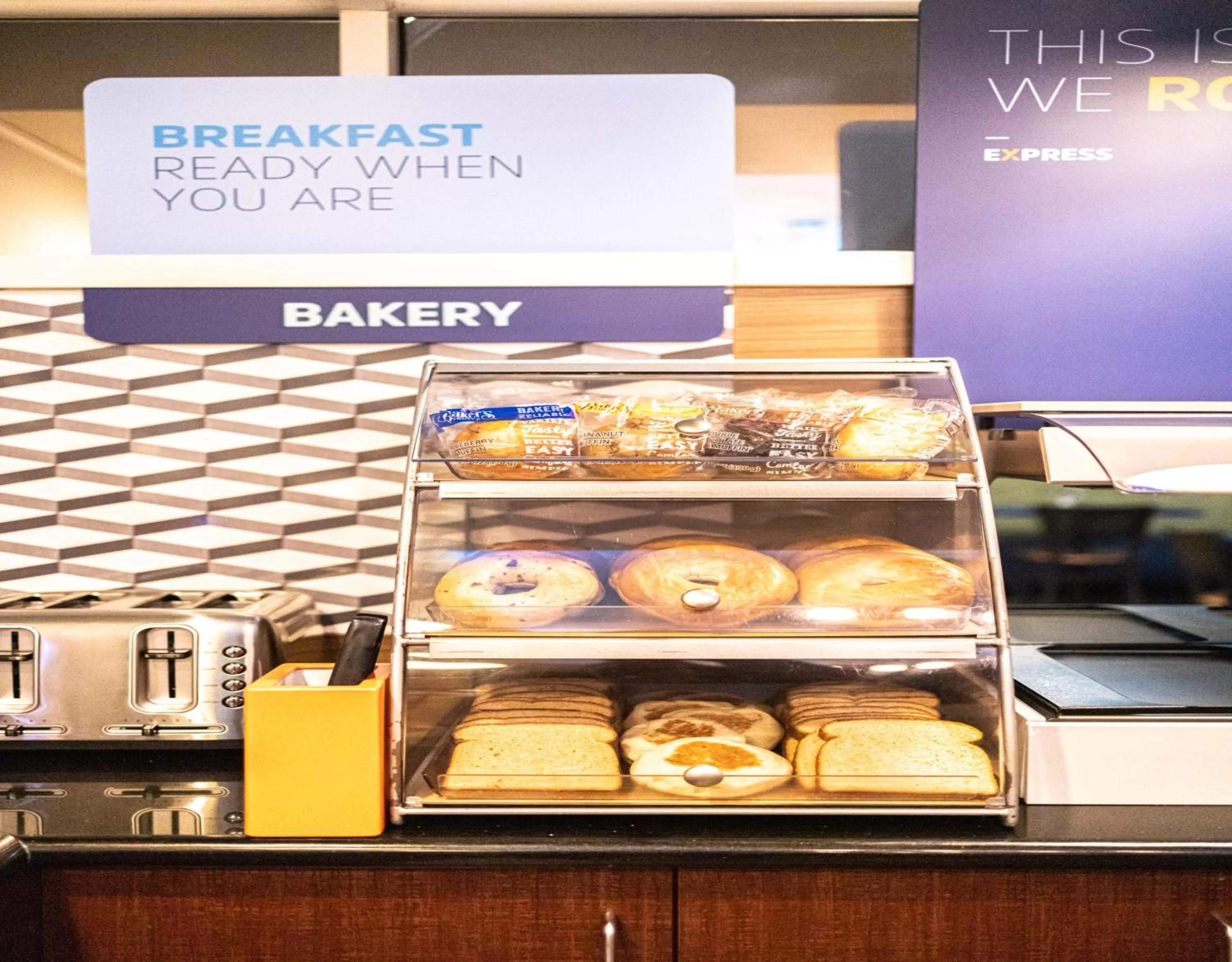 Buffet breakfast in Holiday Inn Express Berkeley by IHG