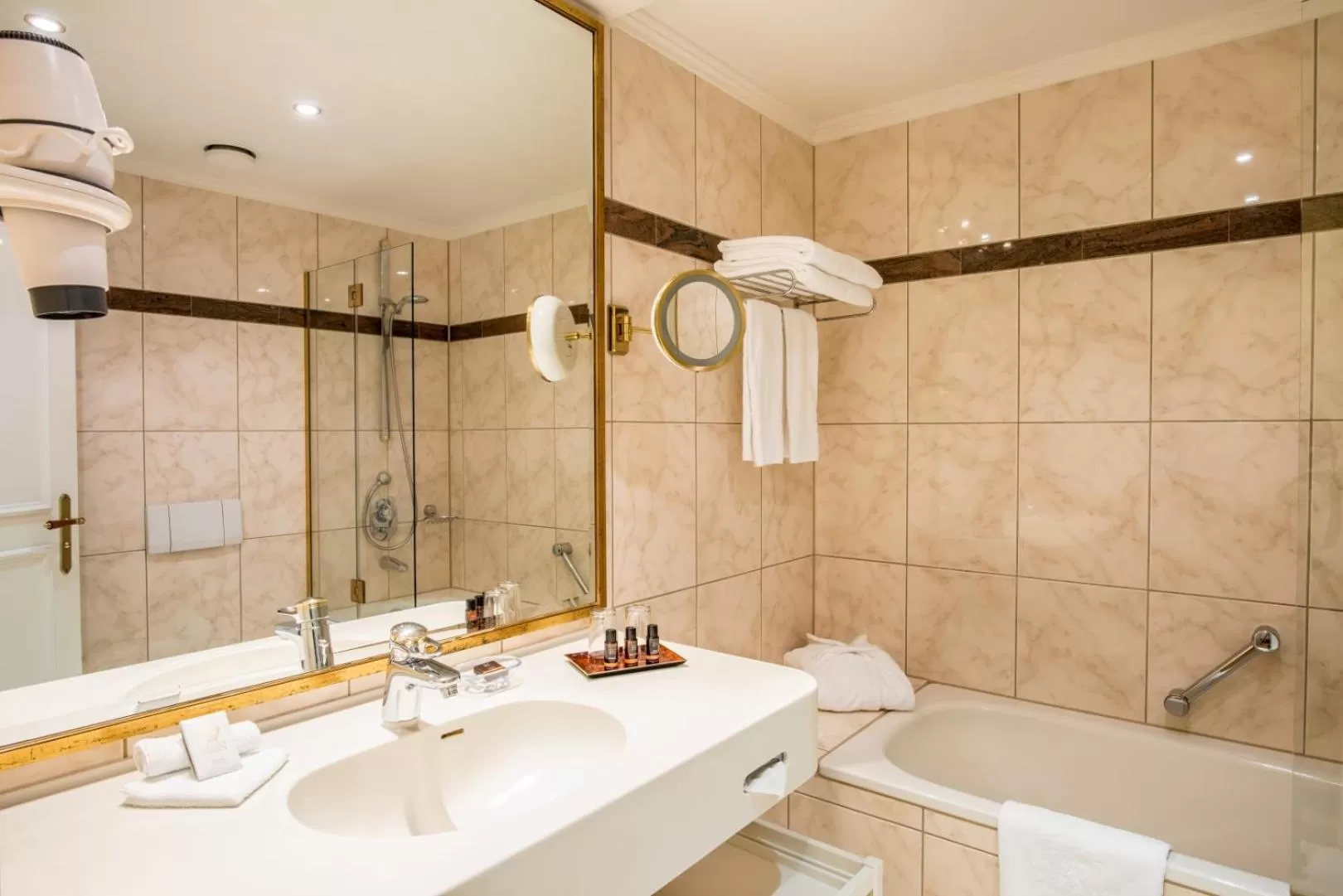 Photo of the whole room in Romantik Hotel Bülow Residenz