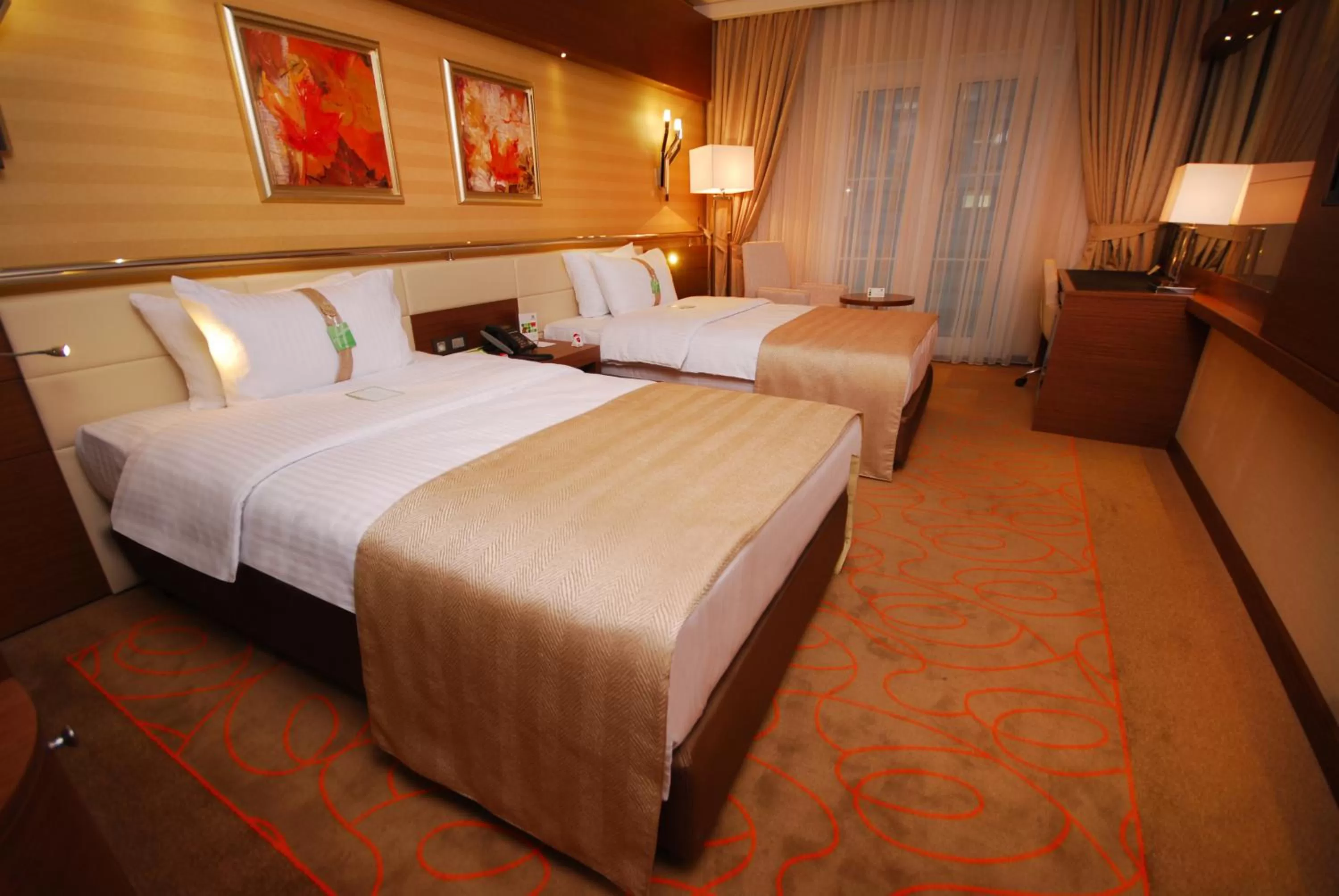 Photo of the whole room, Bed in Holiday Inn Ankara-Kavaklidere by IHG