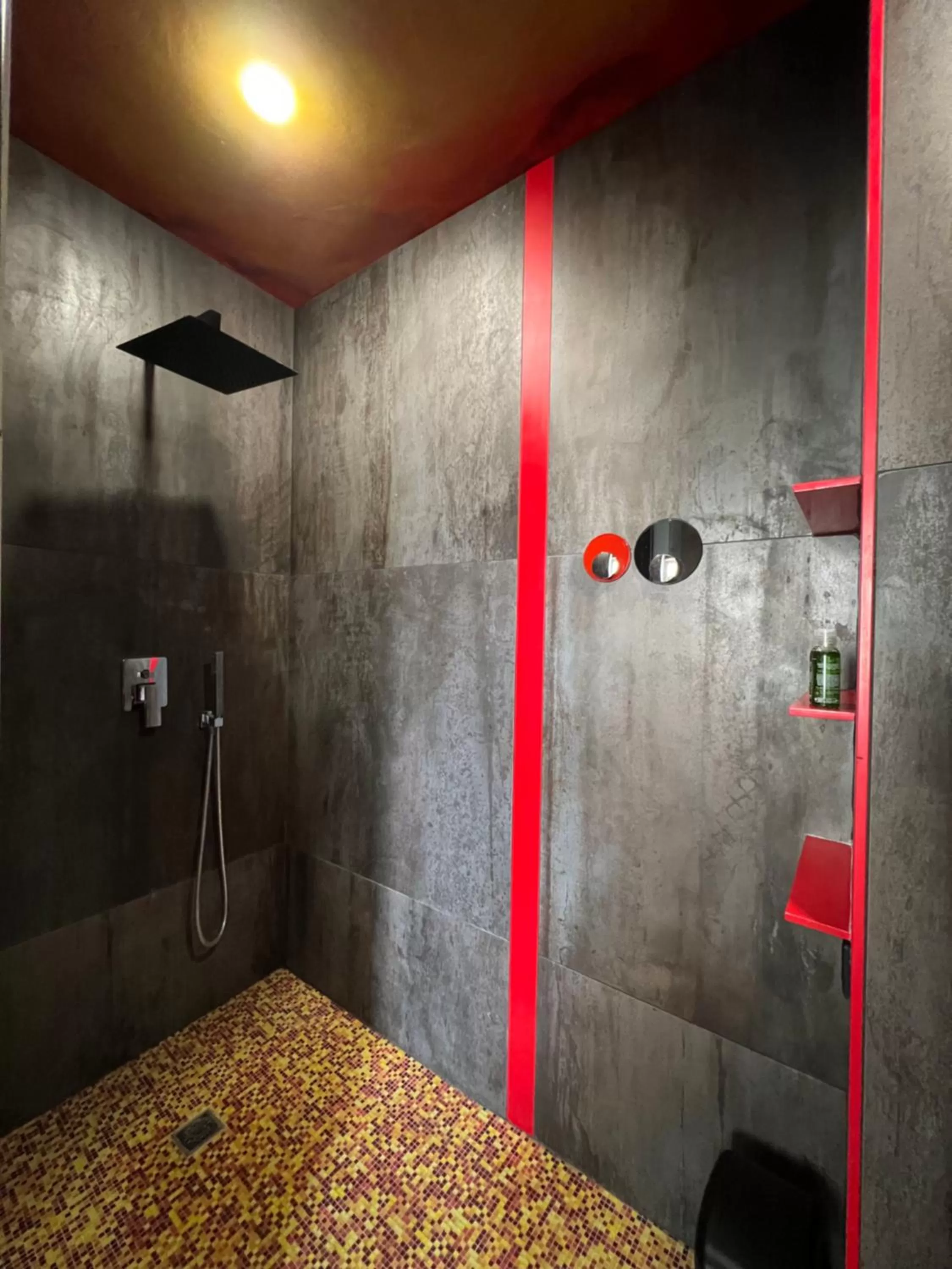 Bathroom in Le Regardeur