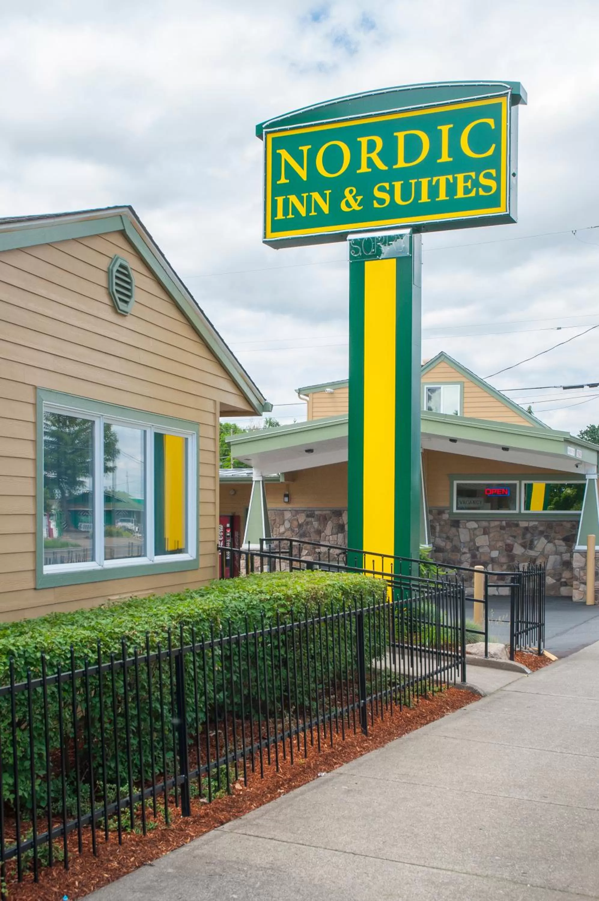 Nordic Inn and Suites