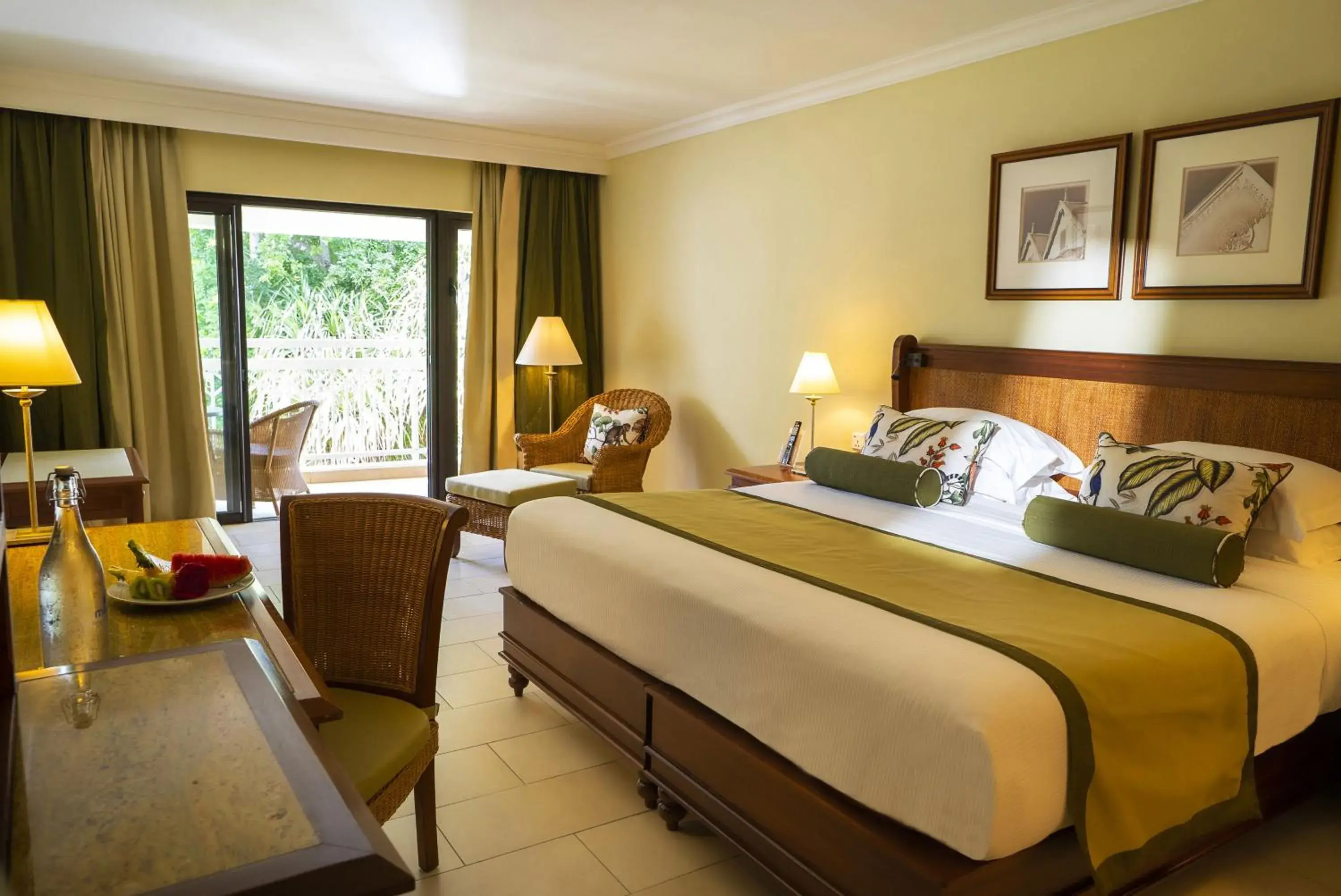 Deluxe Double or Twin Room in Maritim Resort & Spa Mauritius Deluxe Double or Twin Room in Maritim Resort & Spa Mauritius