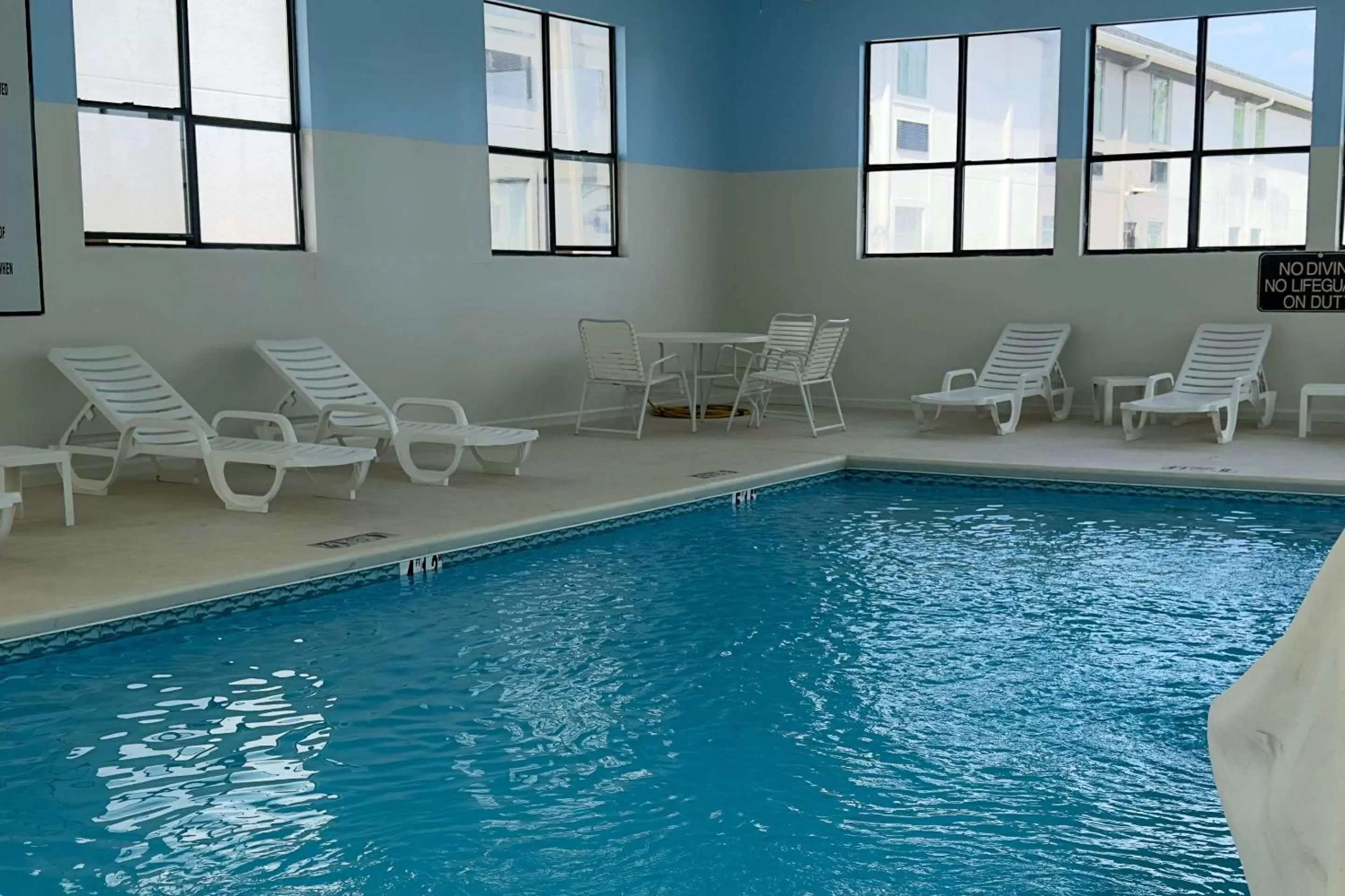 Swimming pool in Clarion Pointe Vidalia - Lyons West