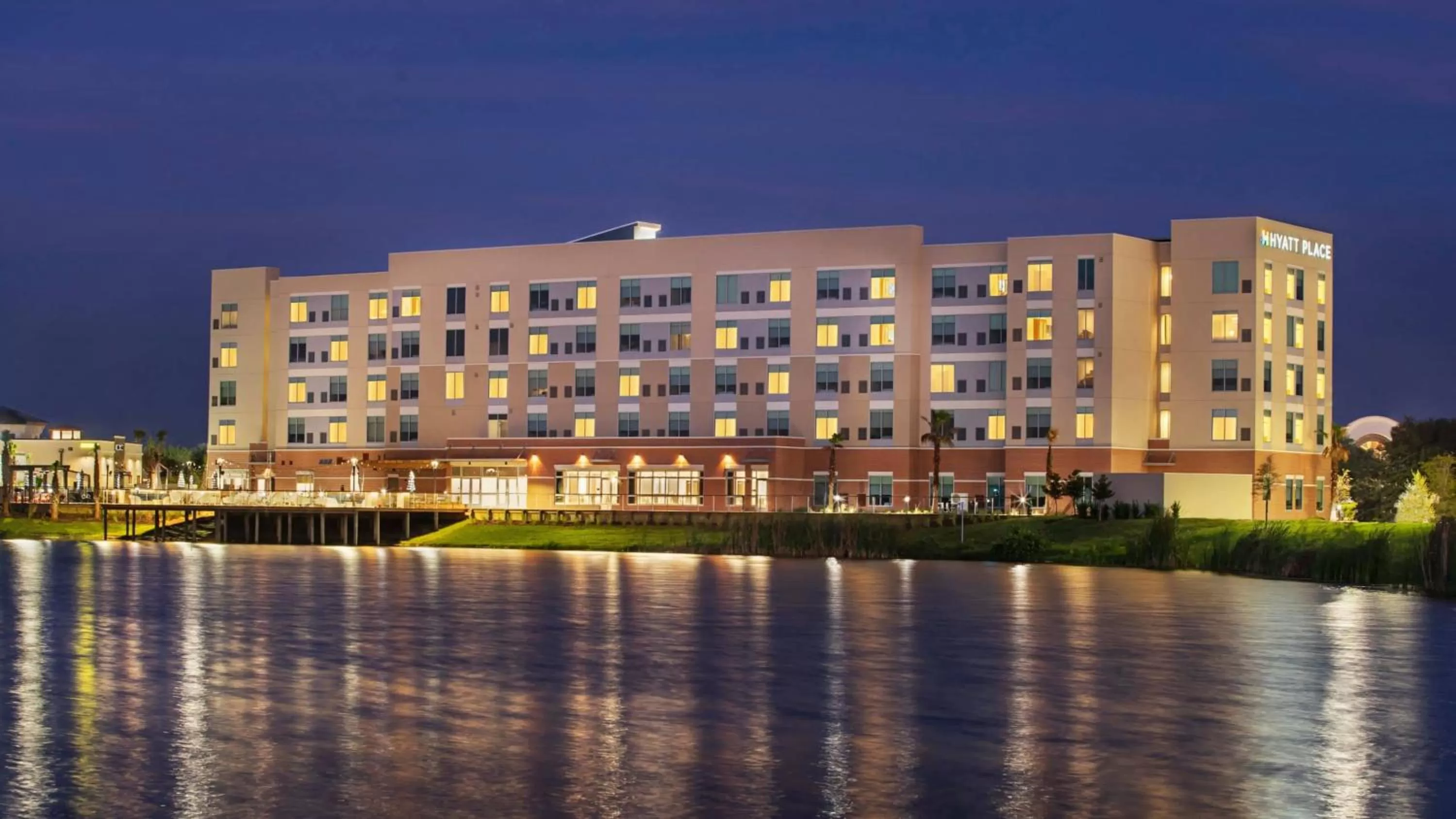 Property building in Hyatt Place Jacksonville St. Johns Town Center