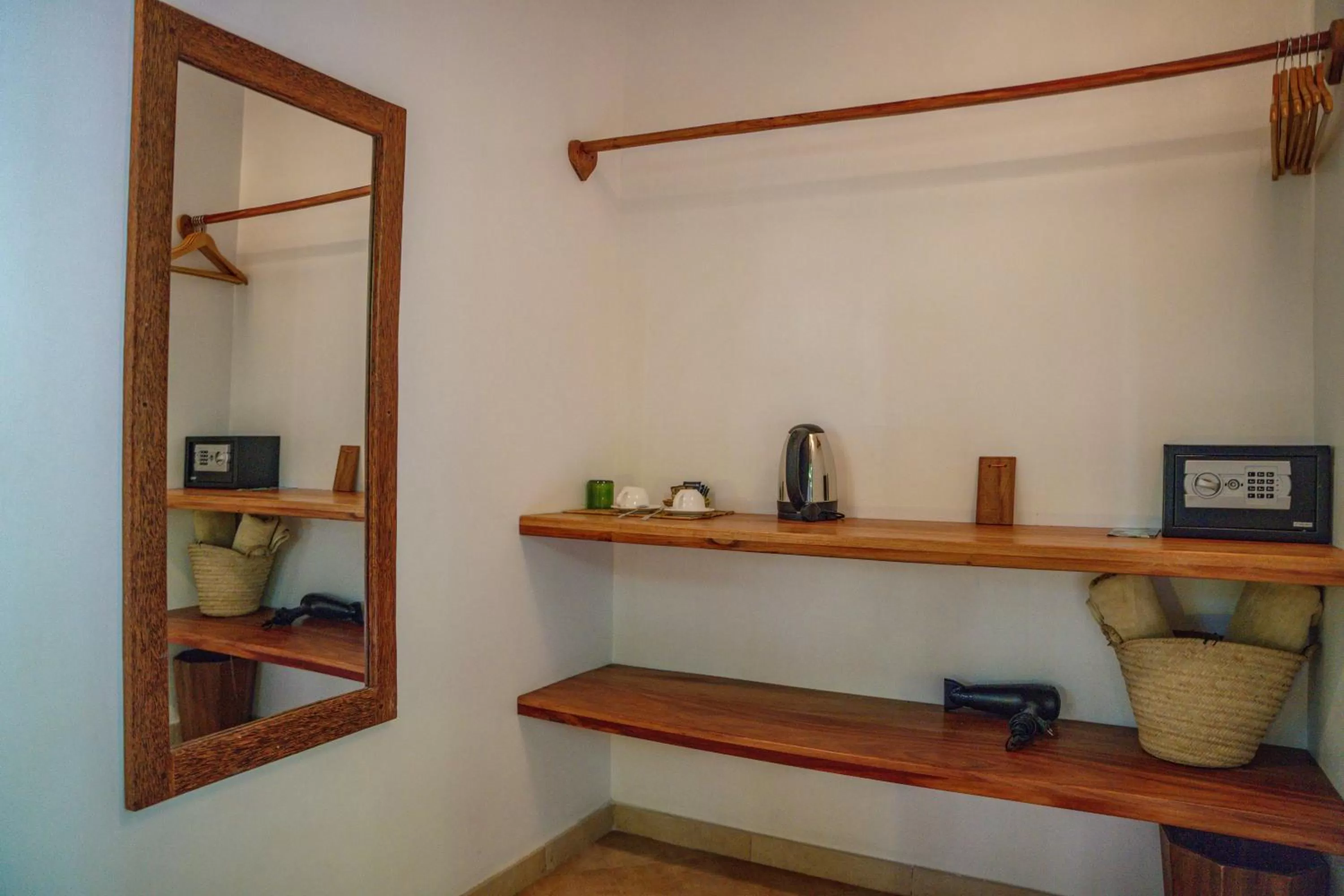 Bed, Bathroom in Aluna Nungwi