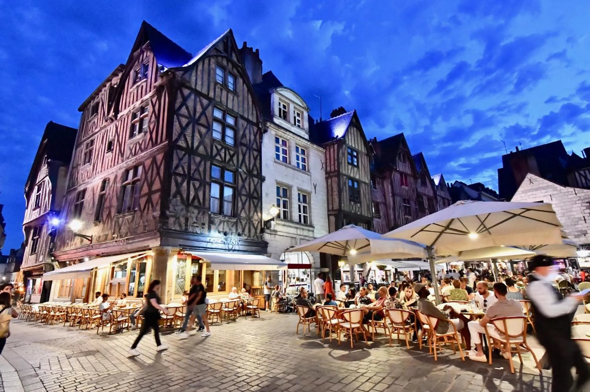 Location in Kyriad Tours Sud - Chambray Lès Tours