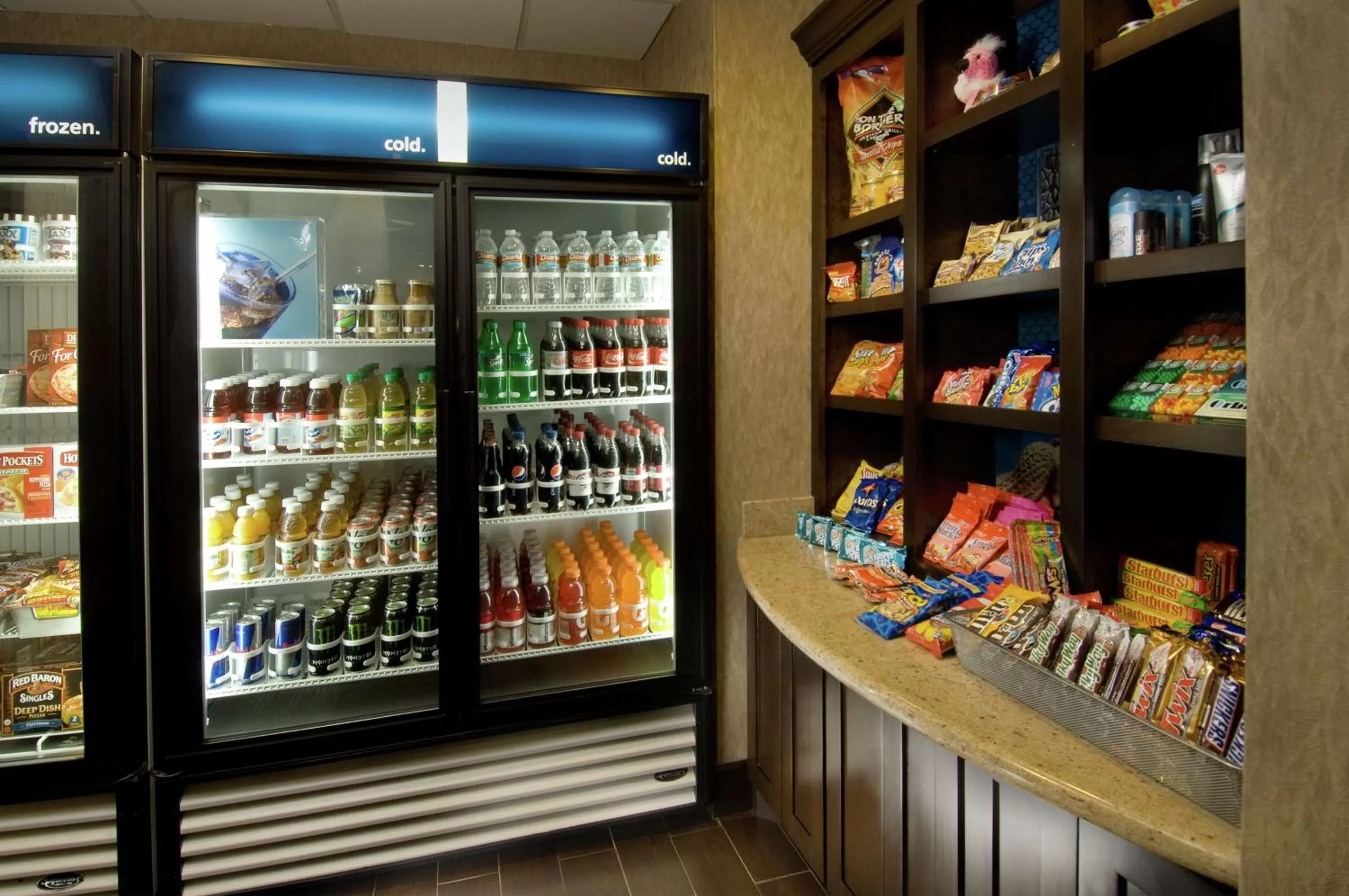 Restaurant/places to eat in Hampton Inn Waco North