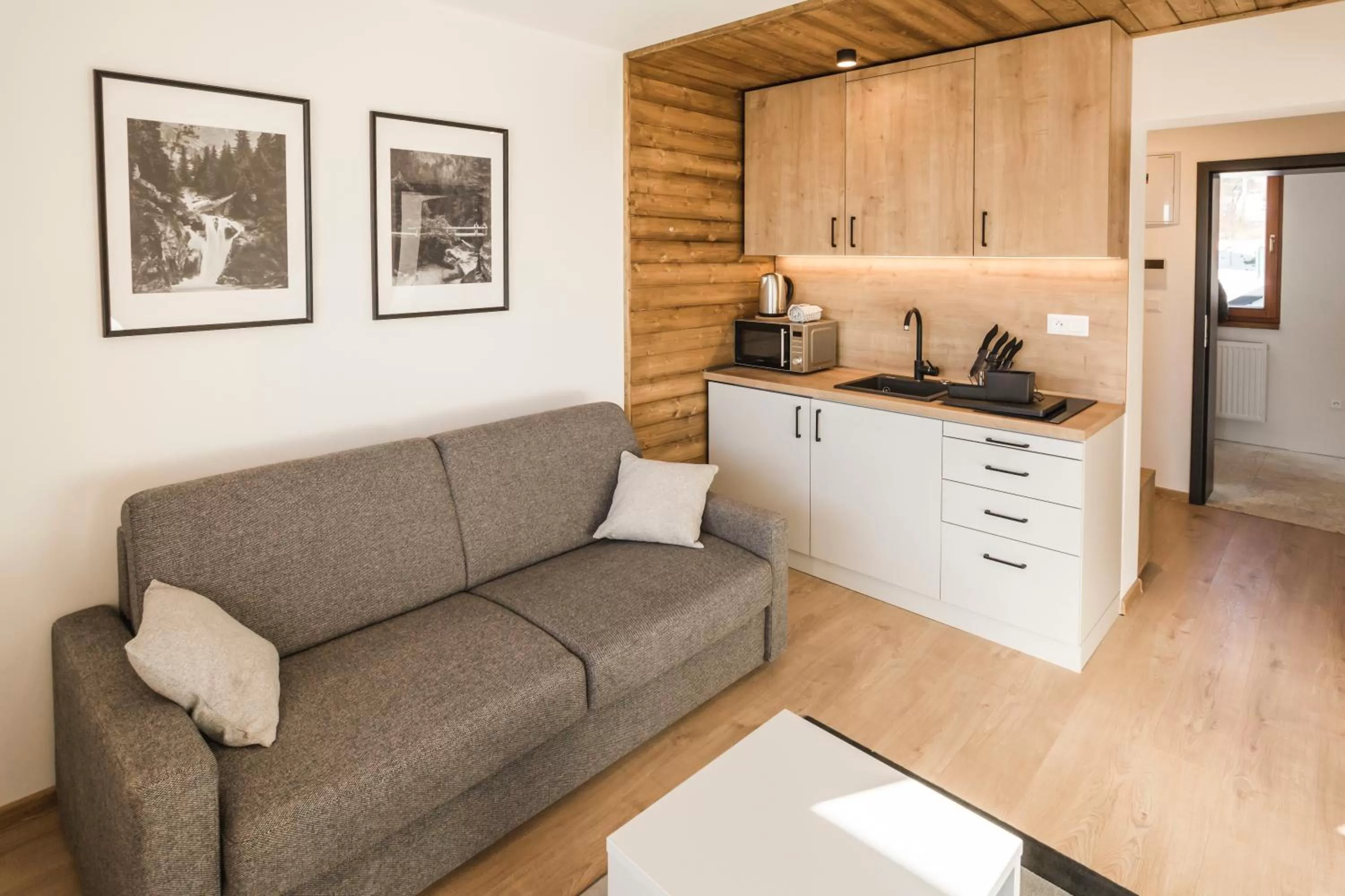 Kitchen or kitchenette in ARIETES MARMONT Resort