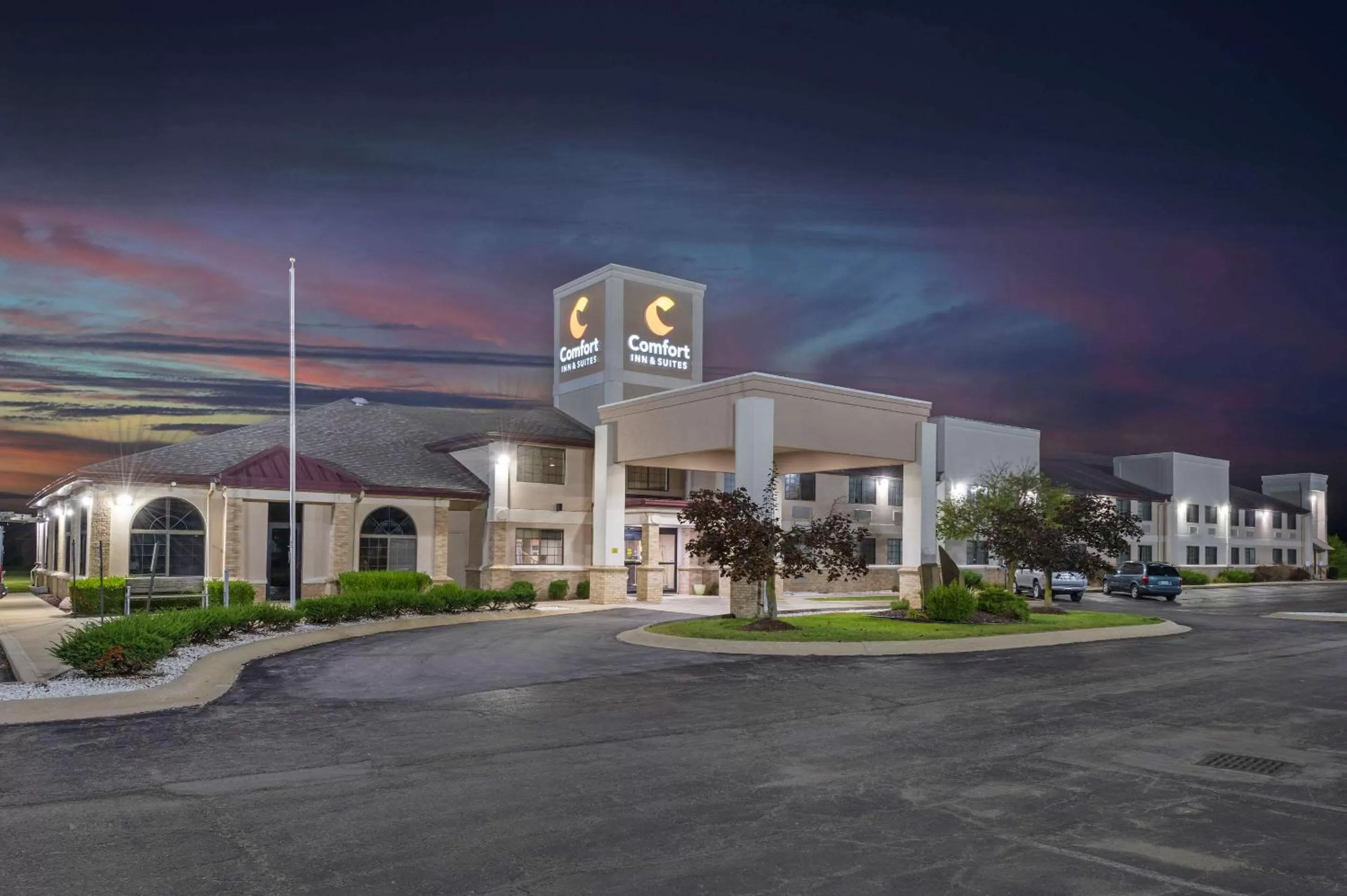 Property building in Comfort Inn & Suites Napoleon