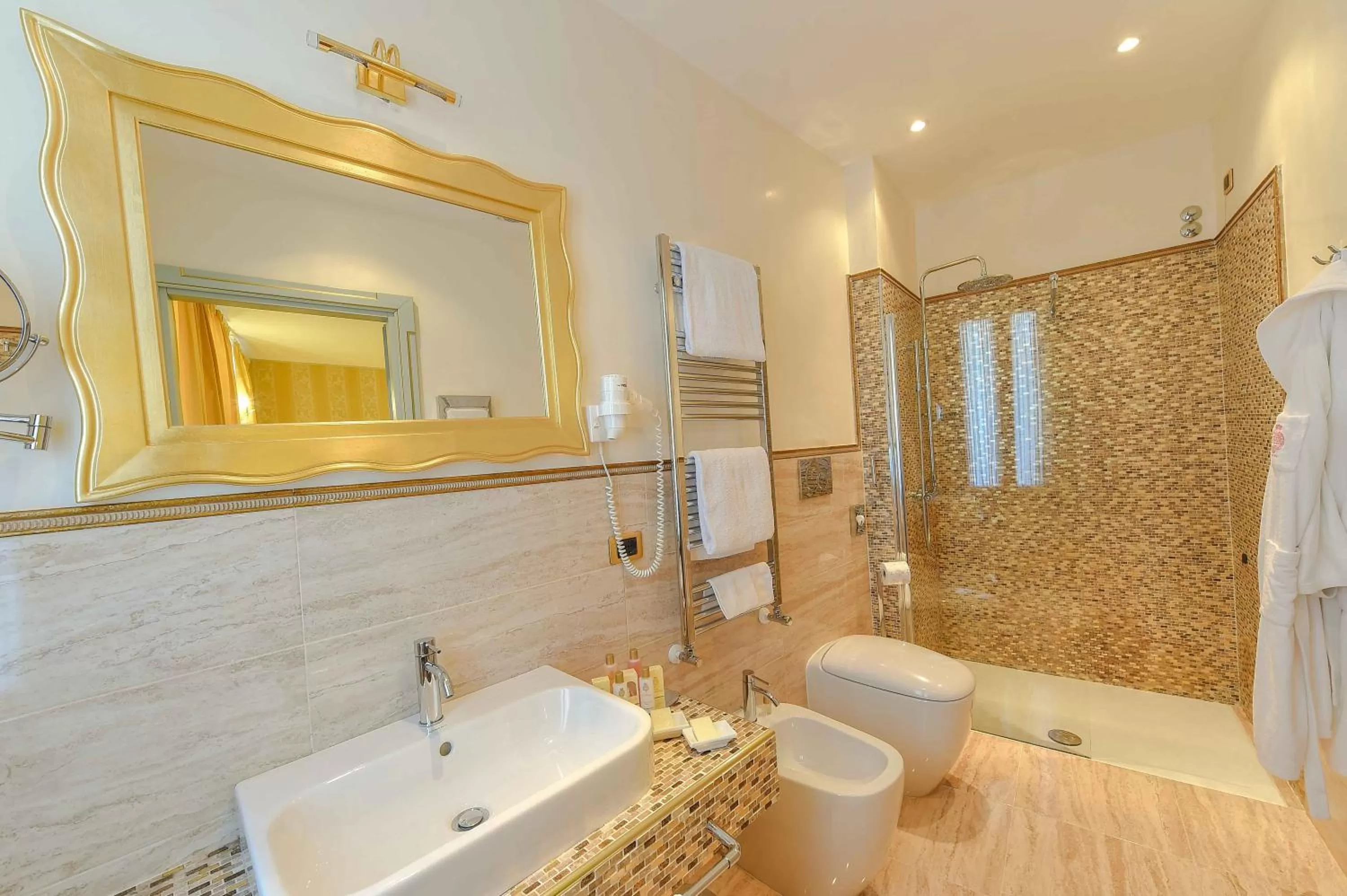 Bed in Hotel San Zaccaria