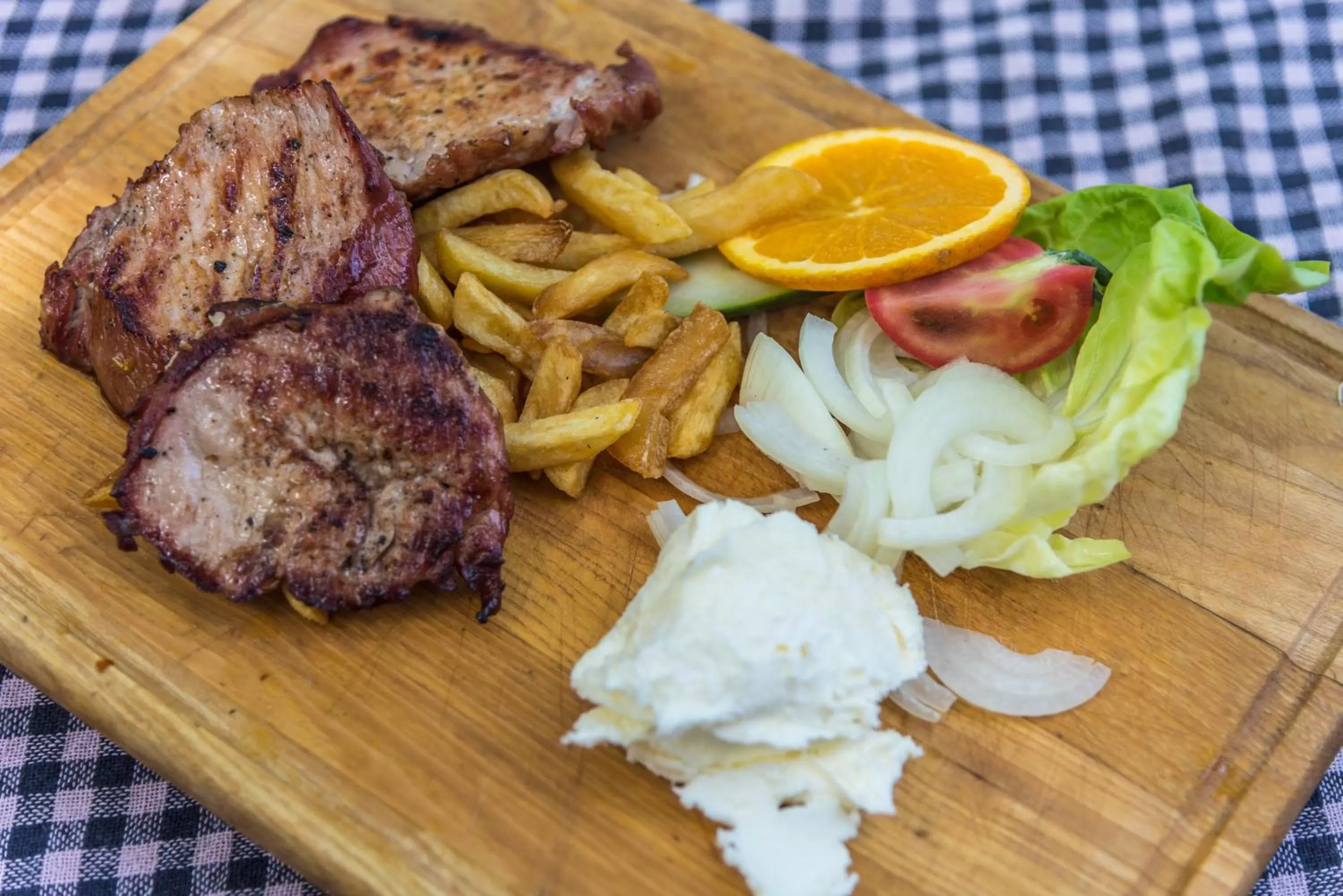 Food in B&B Etno Village Sunčana Reka