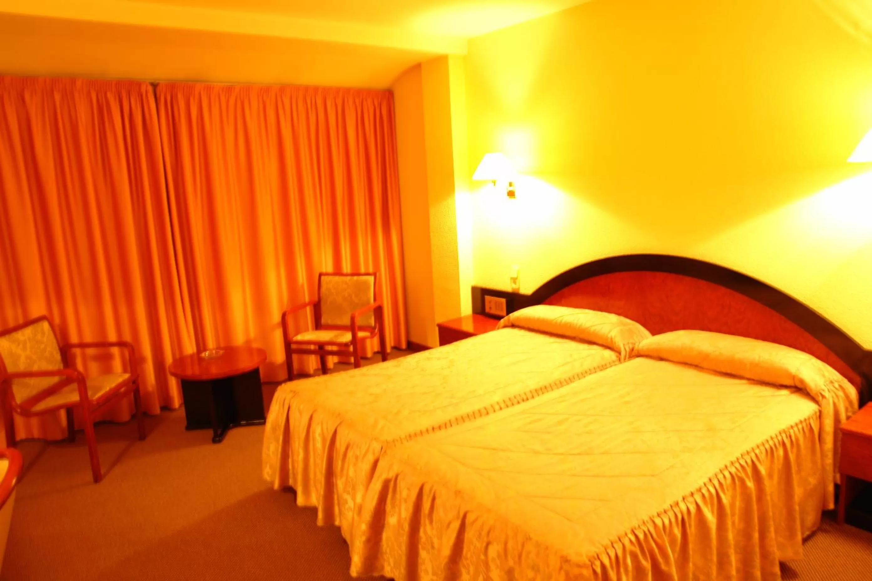 Photo of the whole room, Bed in Hotel Roc Del Castell