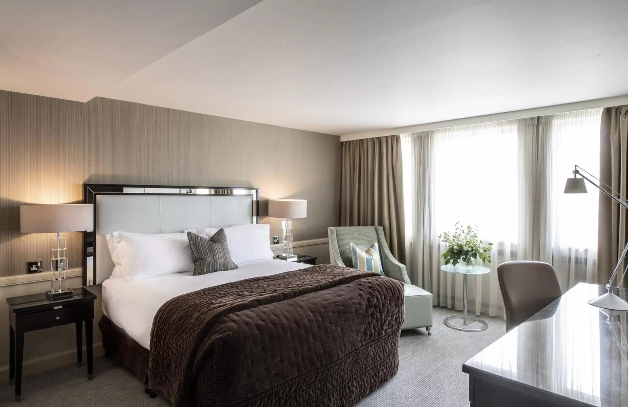 Photo of the whole room, Bed in The Bristol Hotel