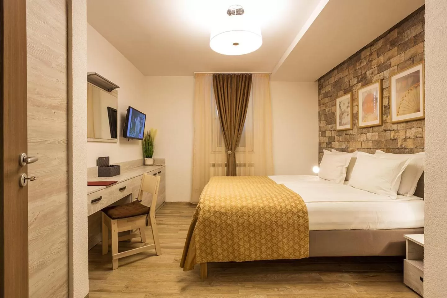 Bed in Sofia Place Hotel by HMG