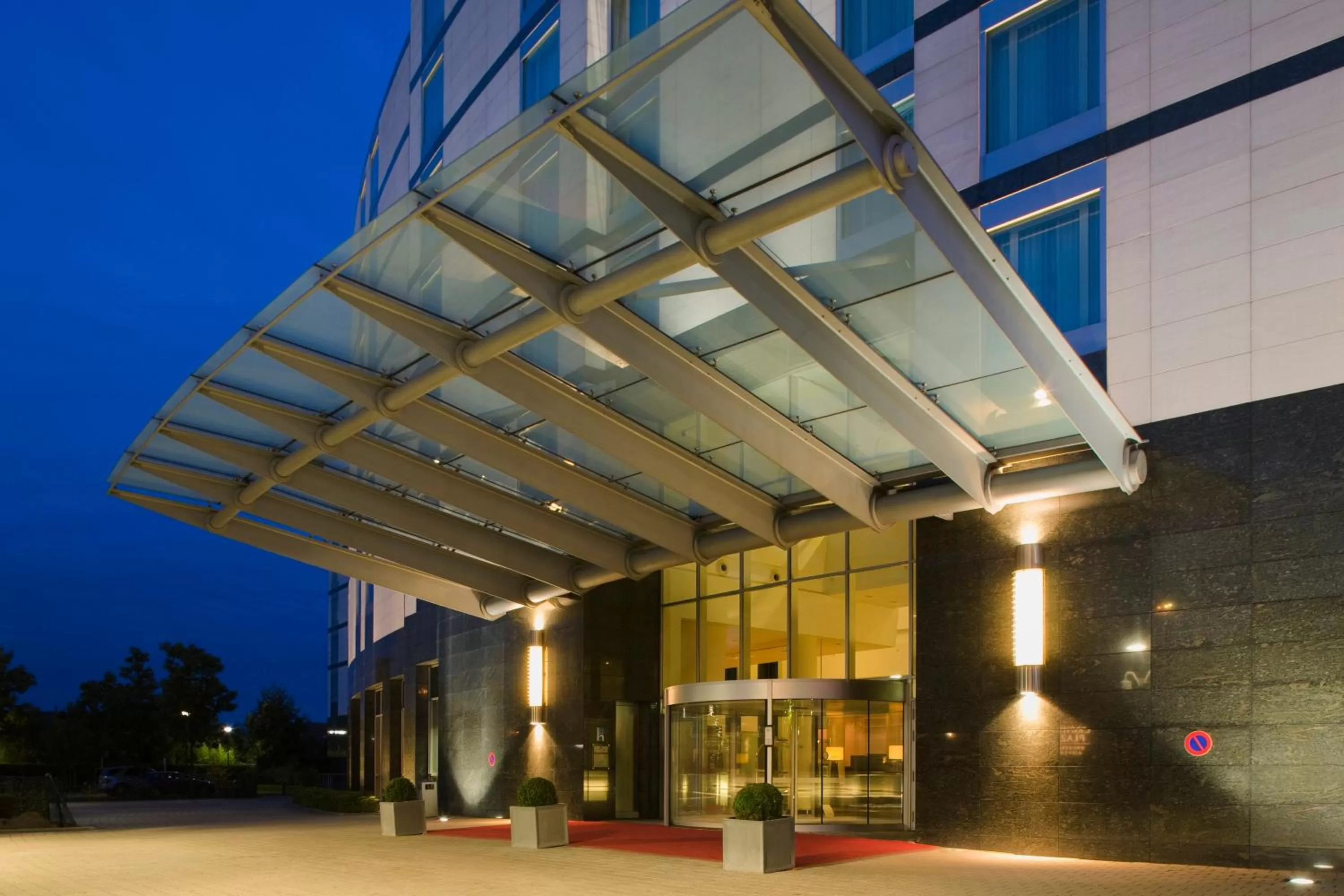Property building in Crowne Plaza Brussels Airport by IHG