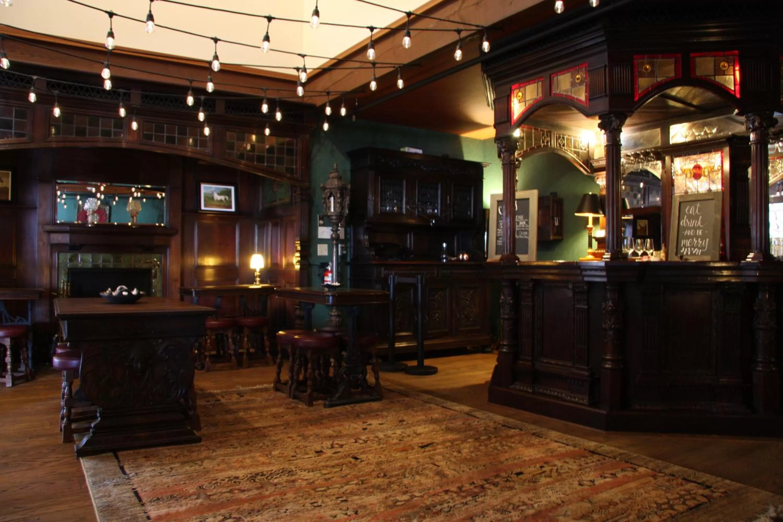 Restaurant/places to eat in Casia Lodge and Ranch