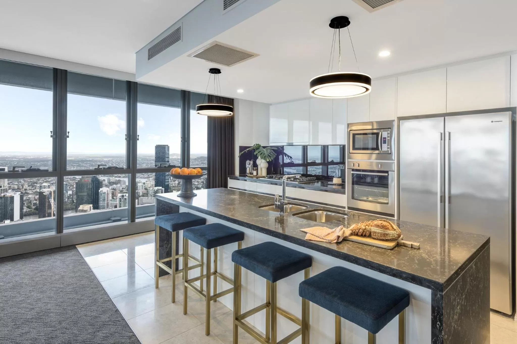 Kitchen or kitchenette in Meriton Suites Herschel Street, Brisbane