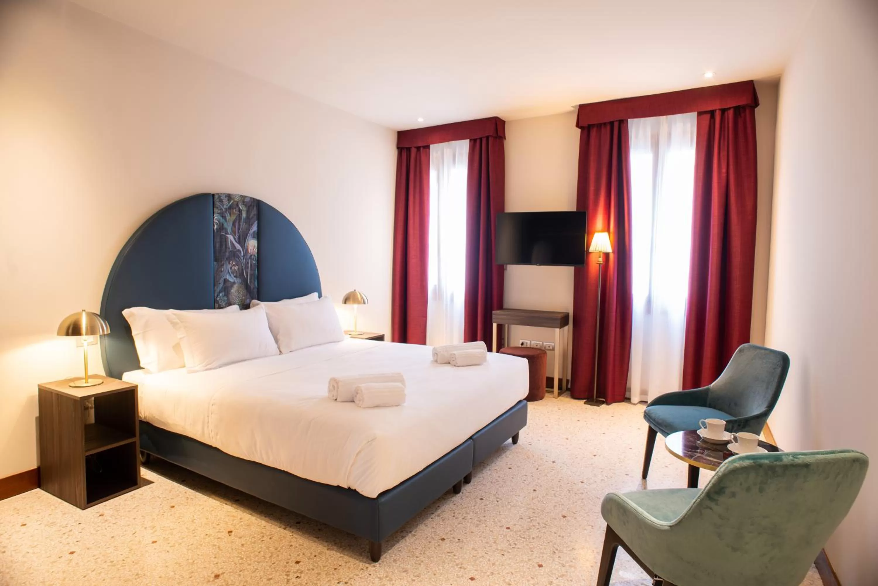 Bedroom, Bed in Palazzina Fortuny