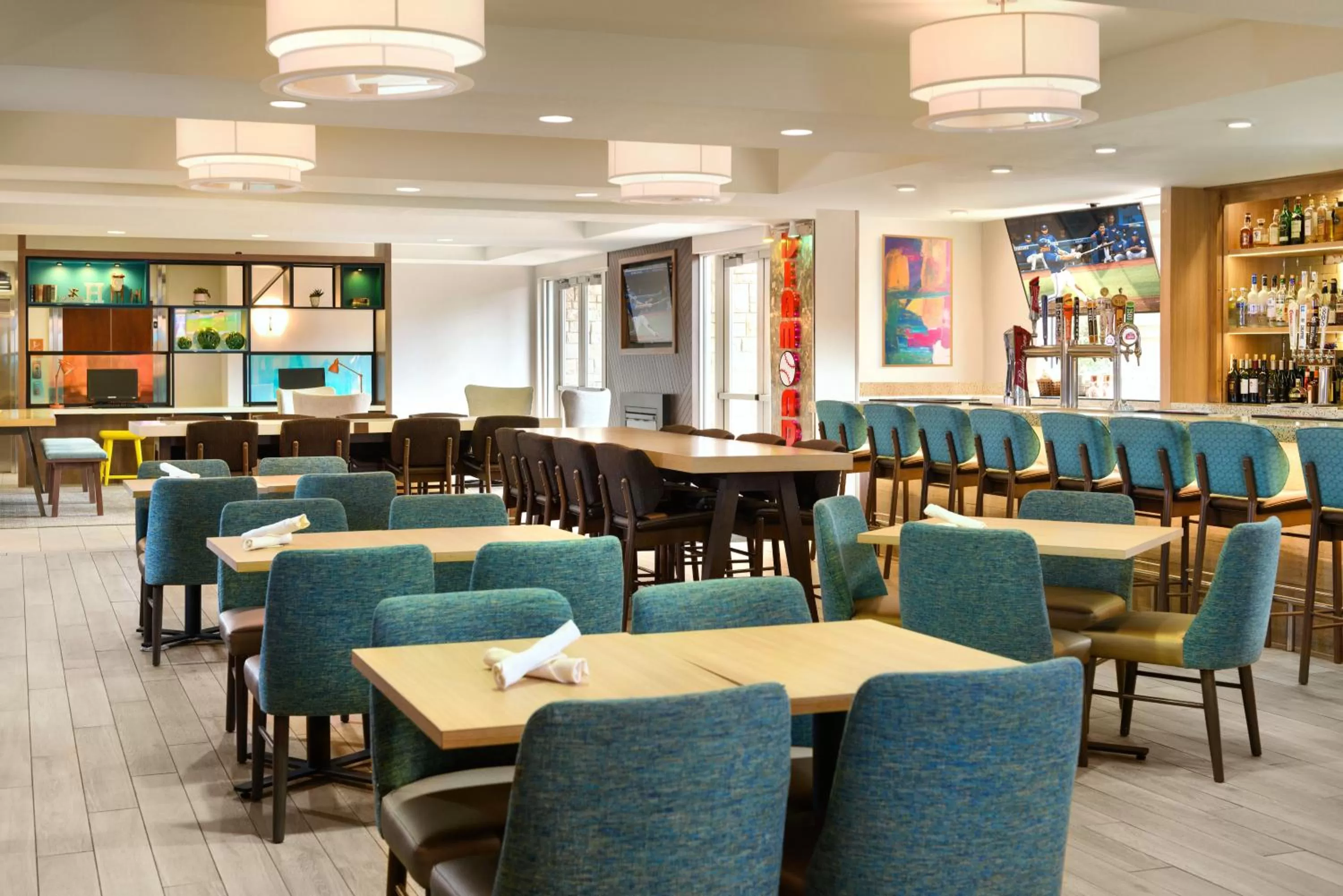 Restaurant/places to eat in Holiday Inn Oakland Airport by IHG