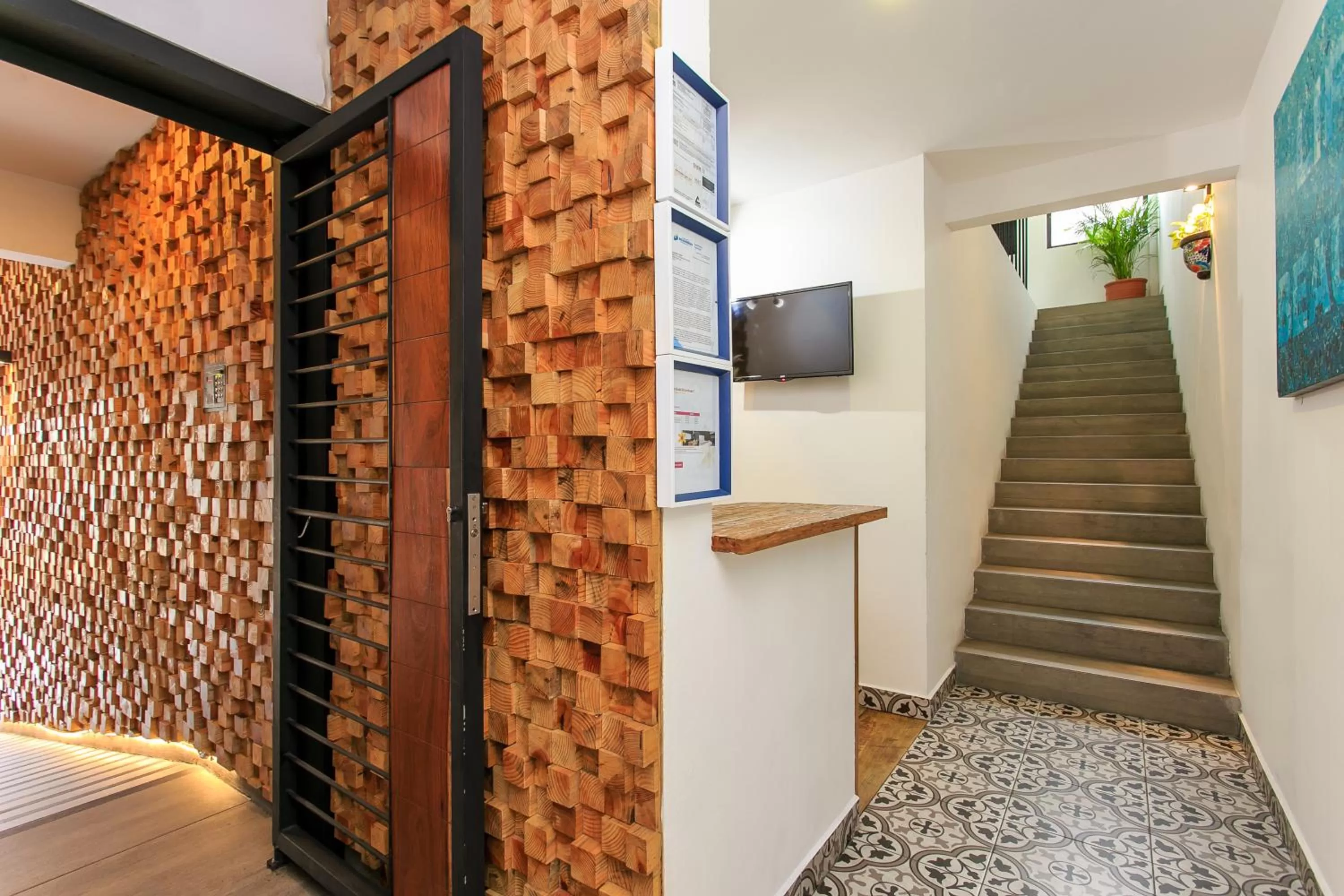 Lobby or reception in Studio 30 Condhotel by Nah Hotels