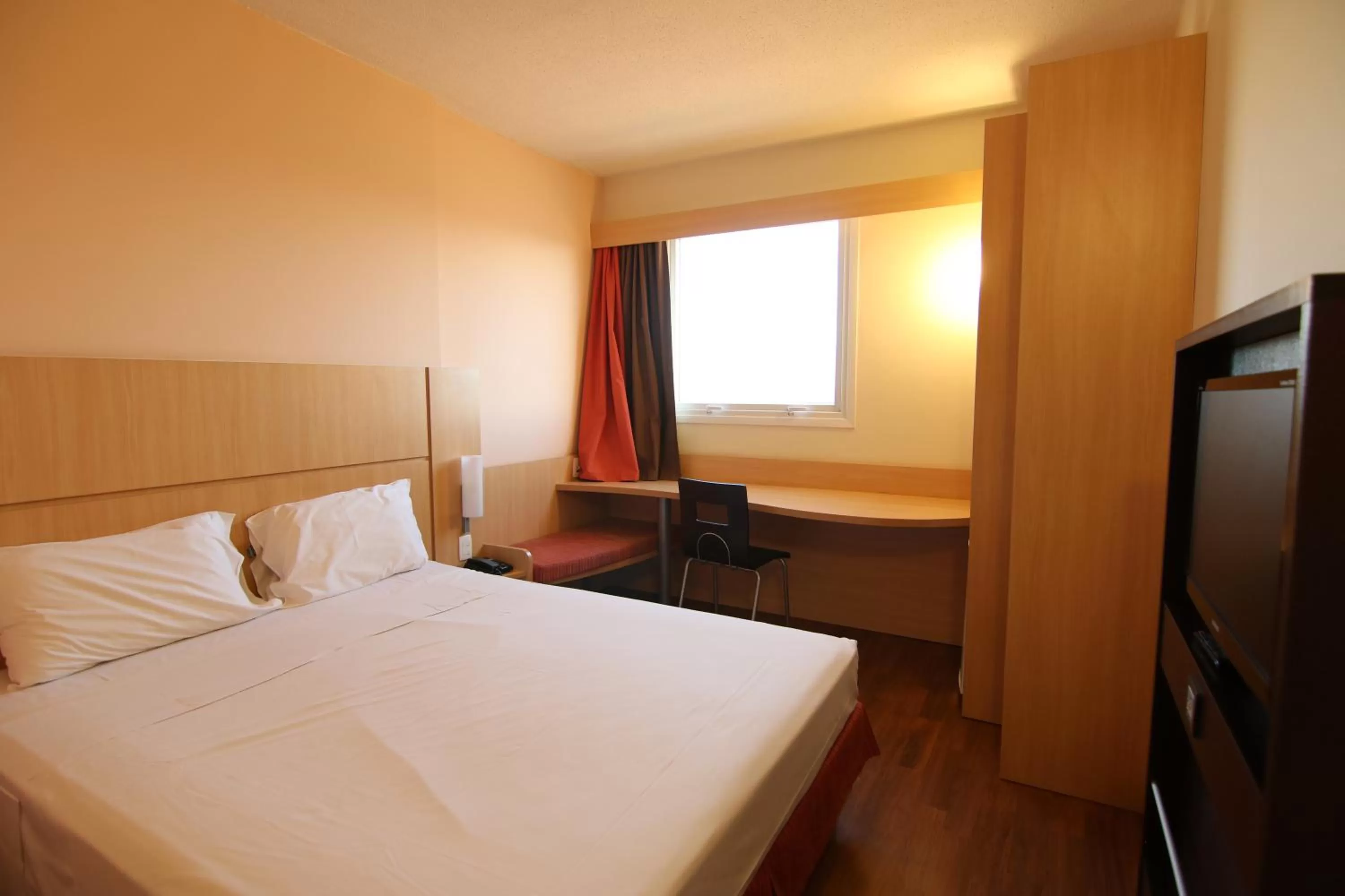 Bedroom, Bed in Samba Itaboraí