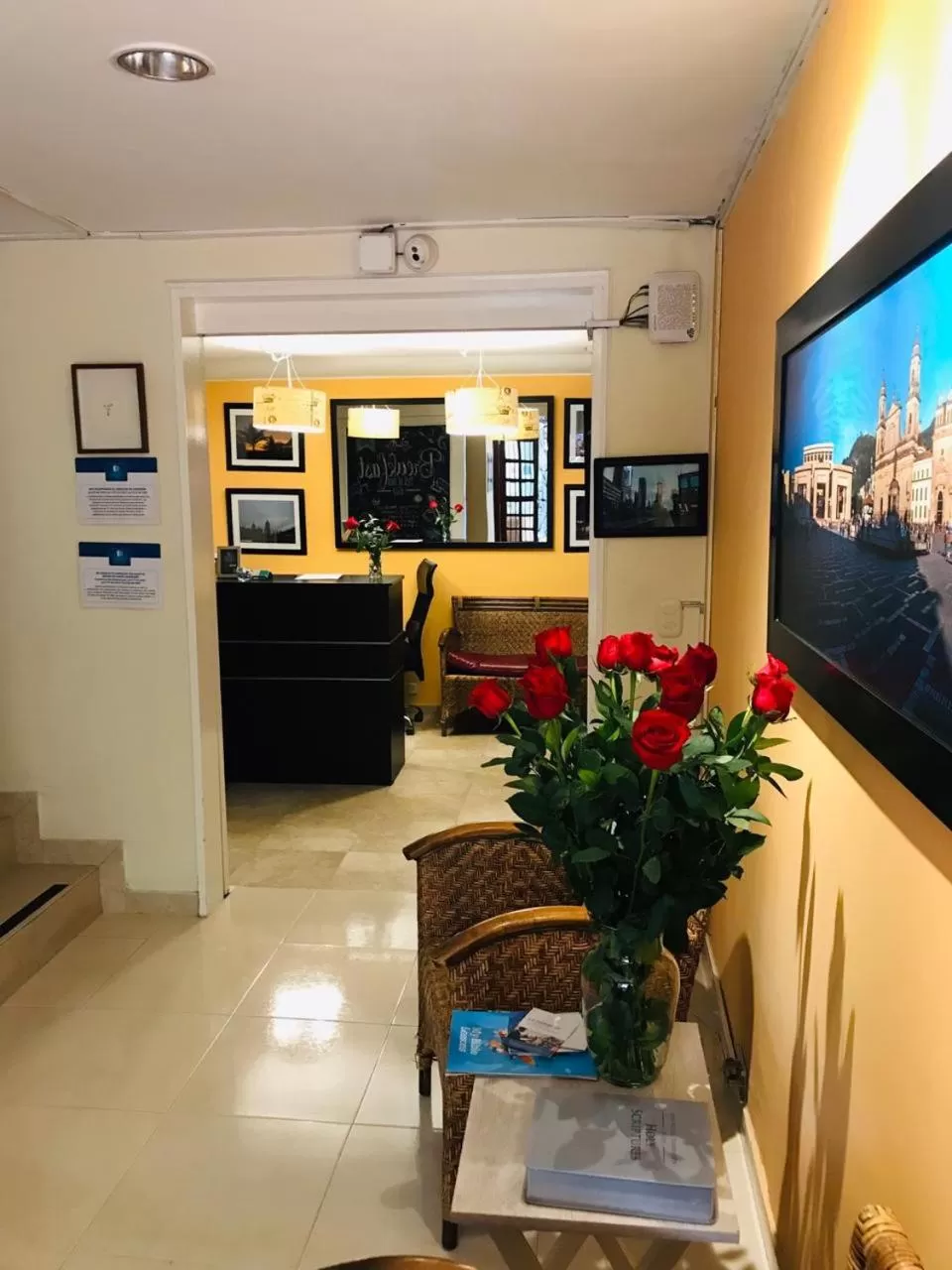 Living room, Lobby/Reception in Casa Prada Bed & Breakfast