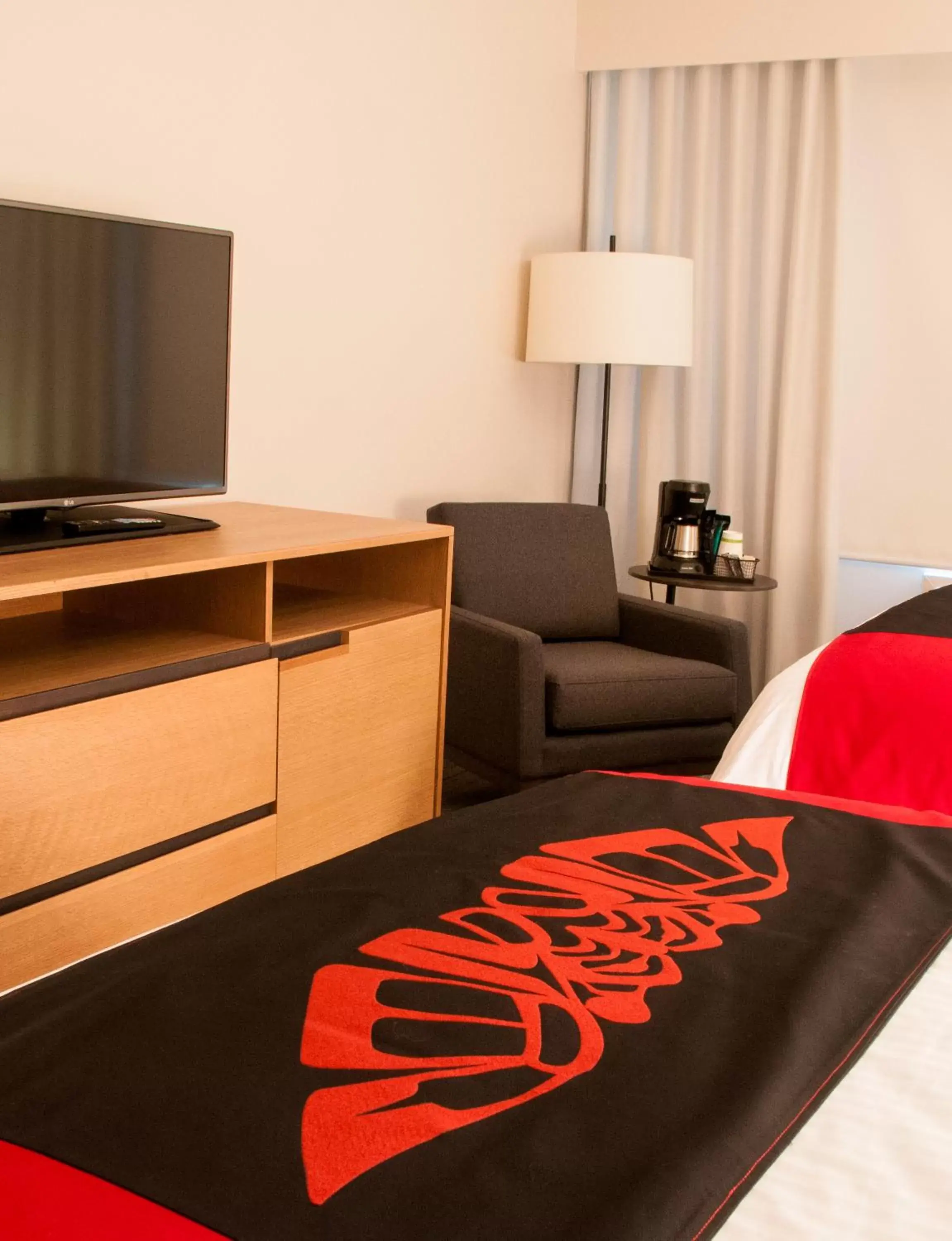 Standard Queen Room with Two Queen Beds in Kwa'lilas Hotel Standard Queen Room with Two Queen Beds in Kwa'lilas Hotel