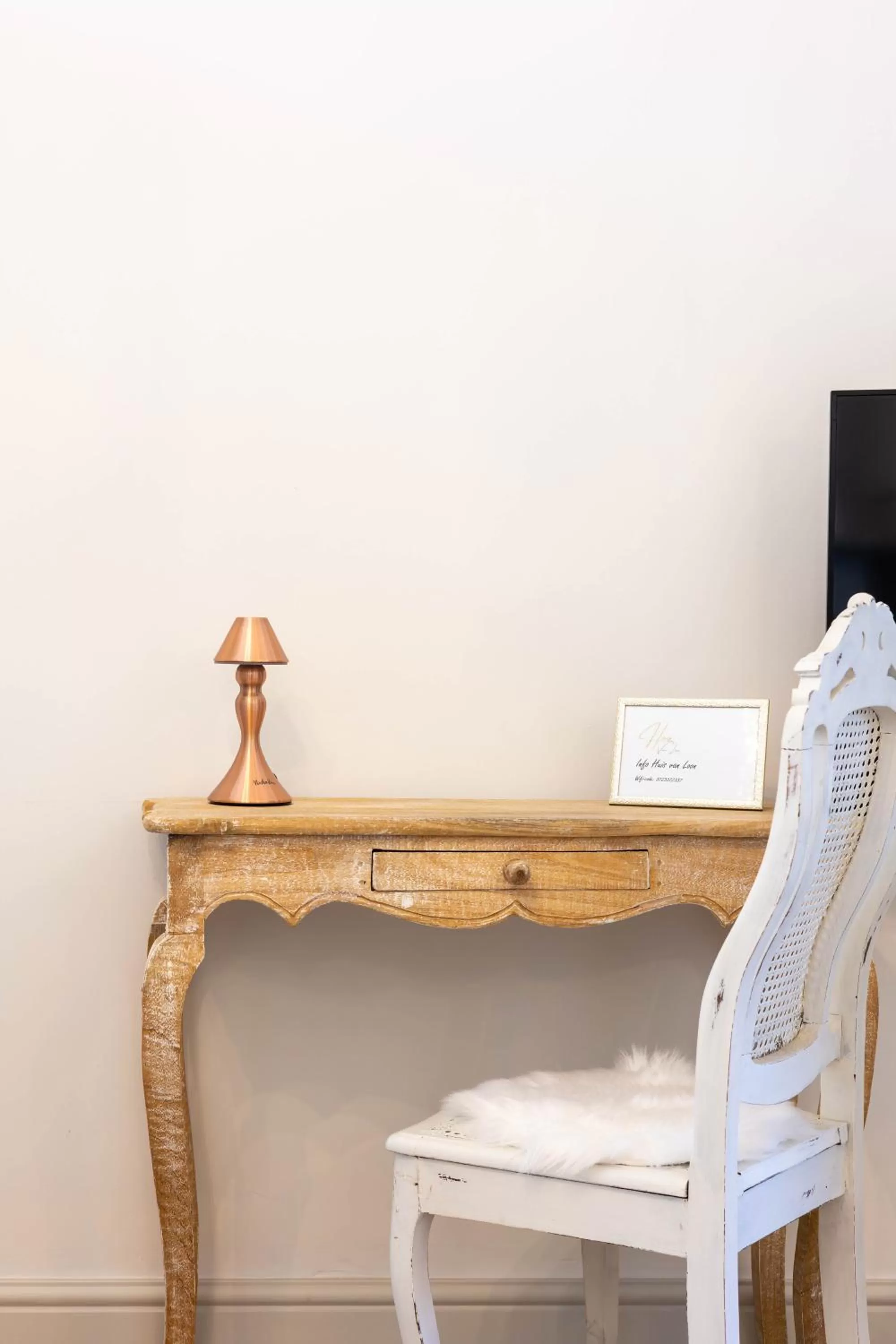 TV/Entertainment Center in Huis van Loon