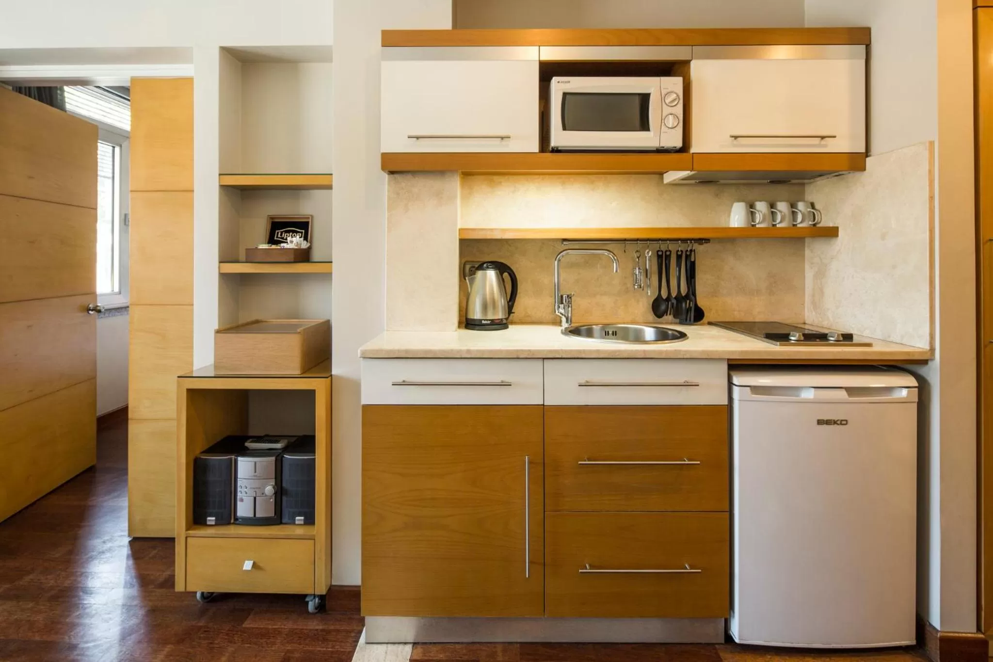 Kitchen or kitchenette in Taxim Suites Residences Istanbul