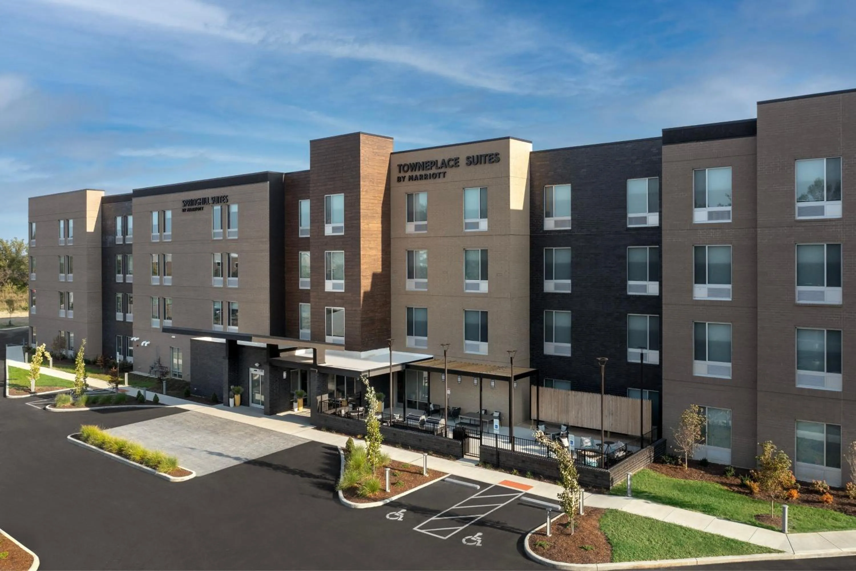 Property building in TownePlace Suites by Marriott Cincinnati Mason