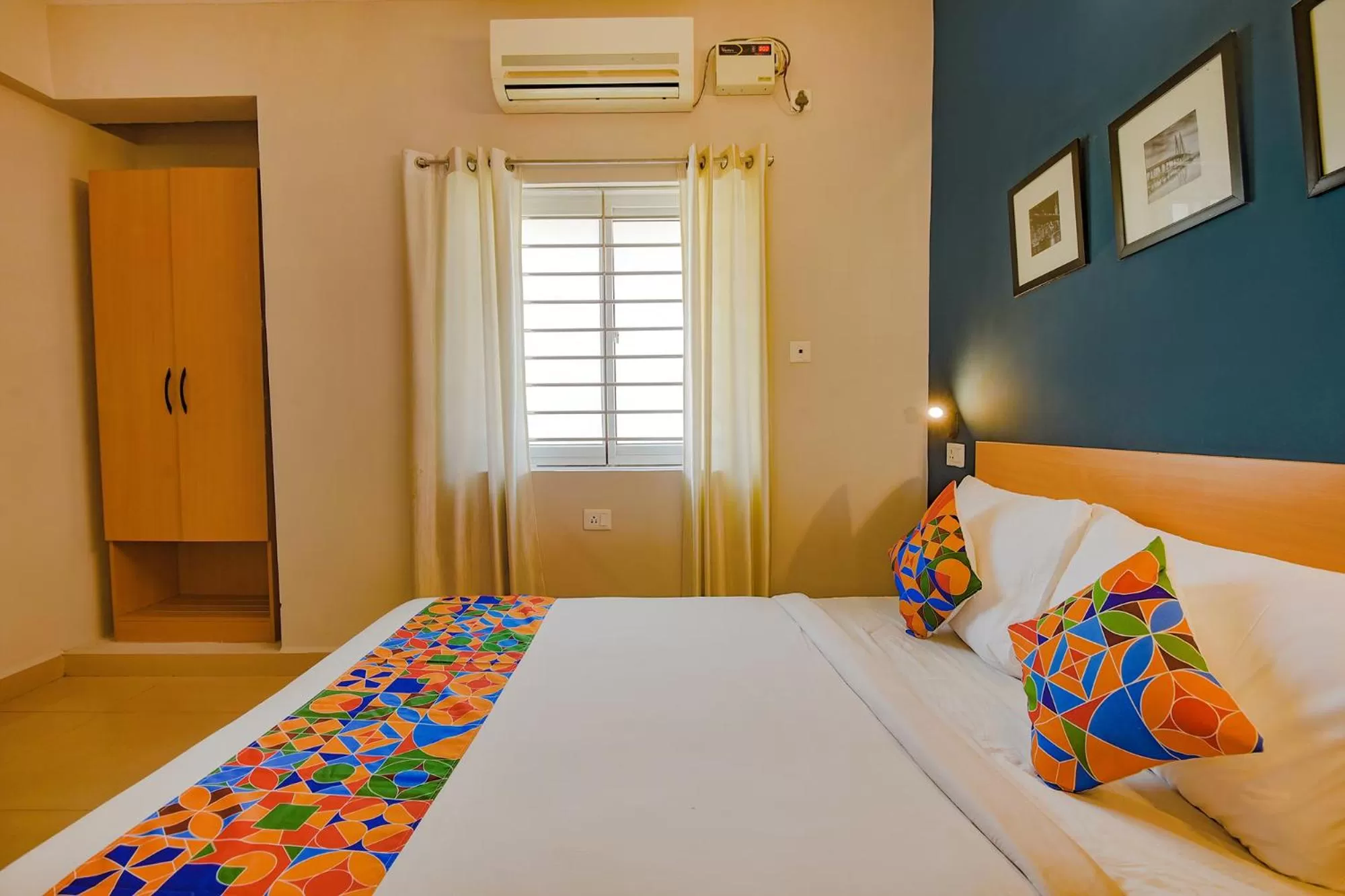 Bedroom, Bed in FabHotel Sasti Inn