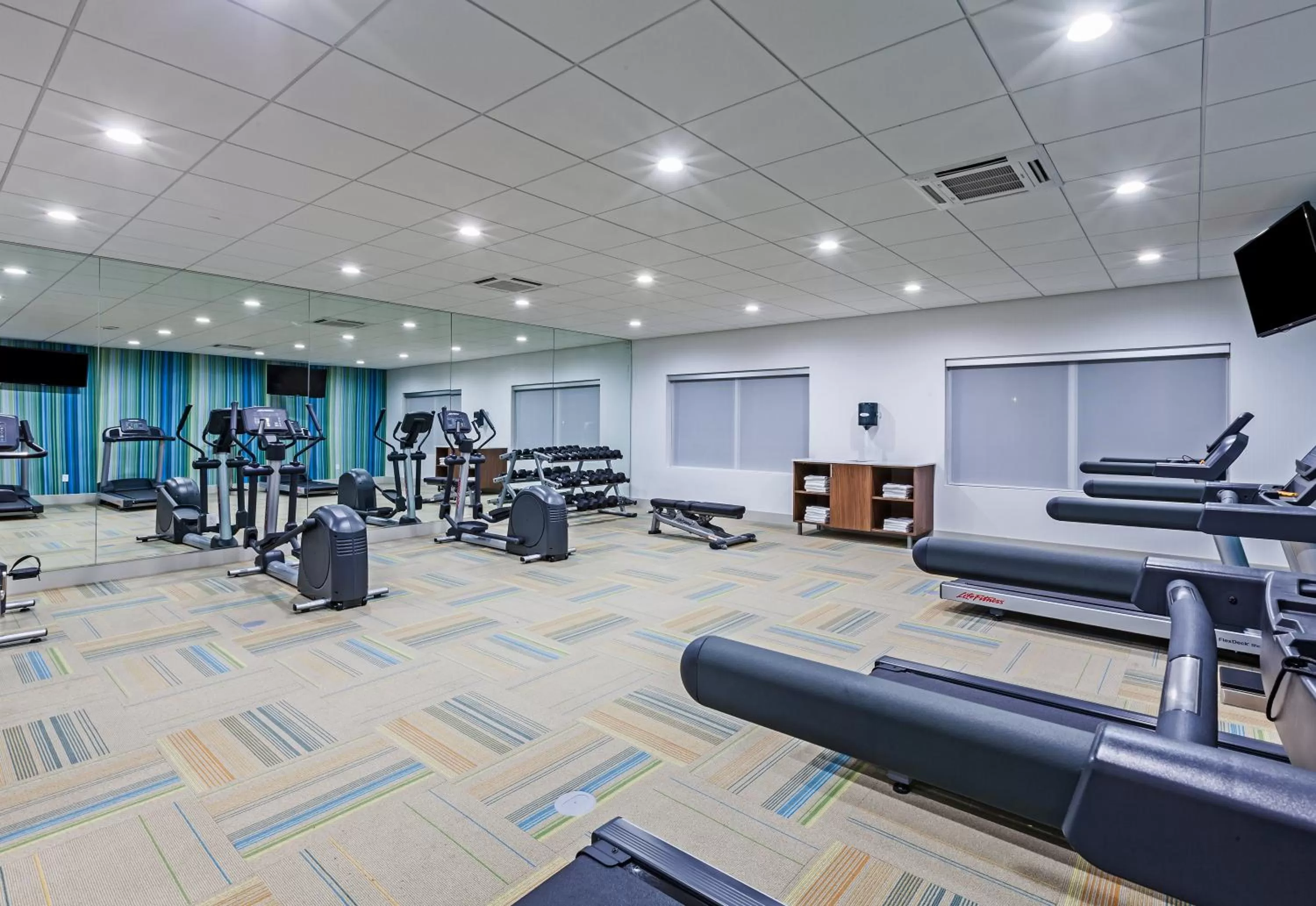 Fitness centre/facilities in Holiday Inn Express & Suites Tulsa West - Sand Springs by IHG