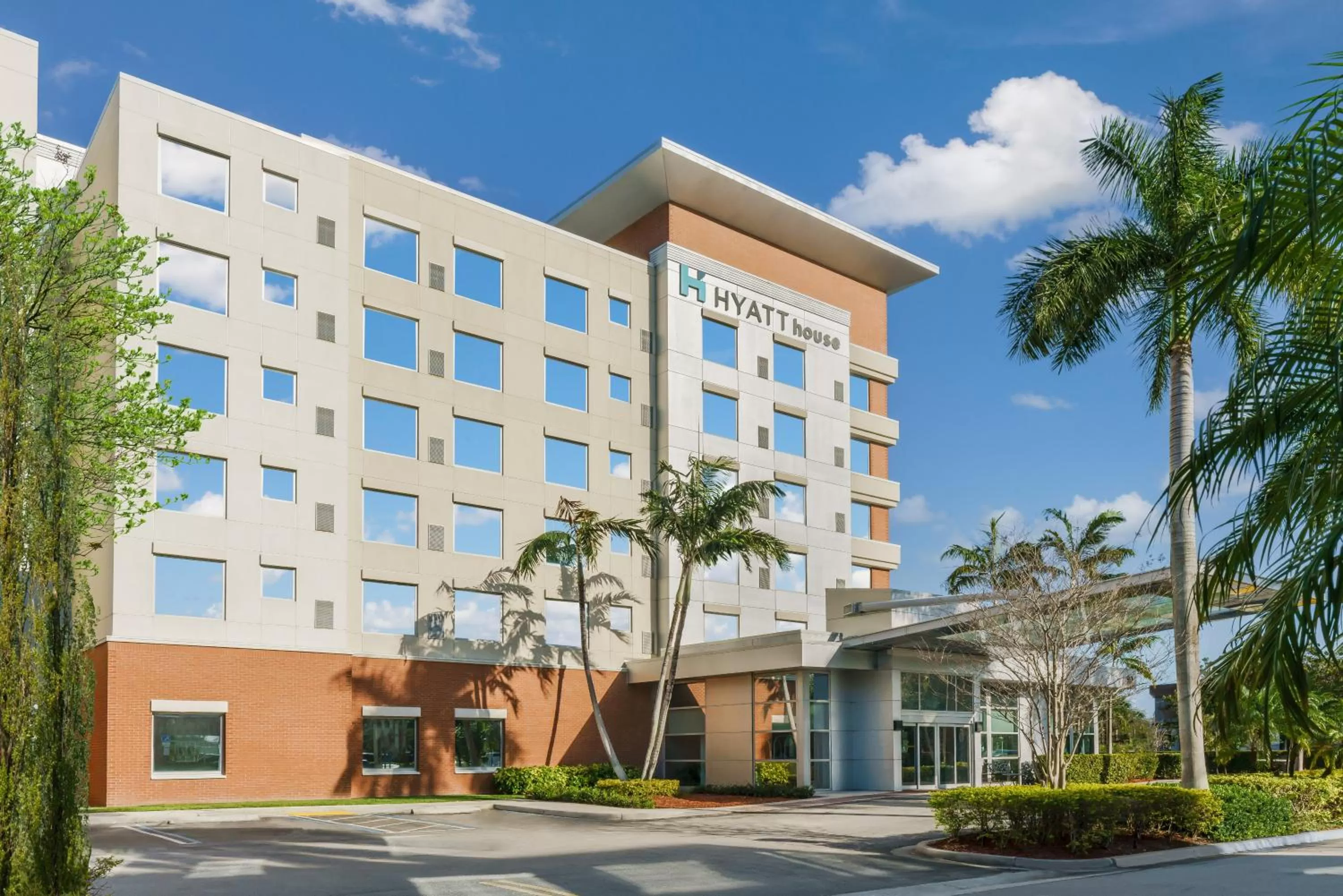 Property building in Hyatt House Fort Lauderdale Airport/Cruise Port