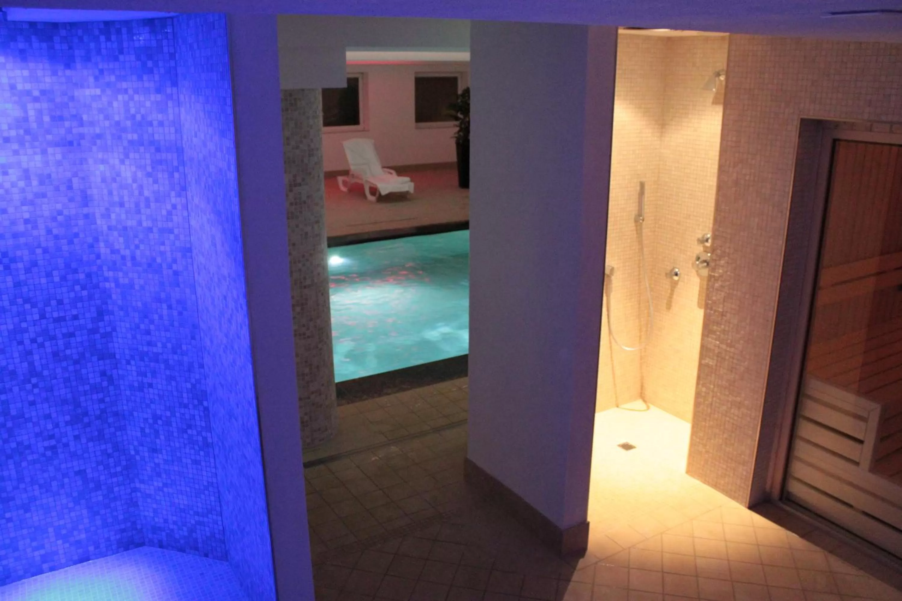 Steam room in Hotel Derby