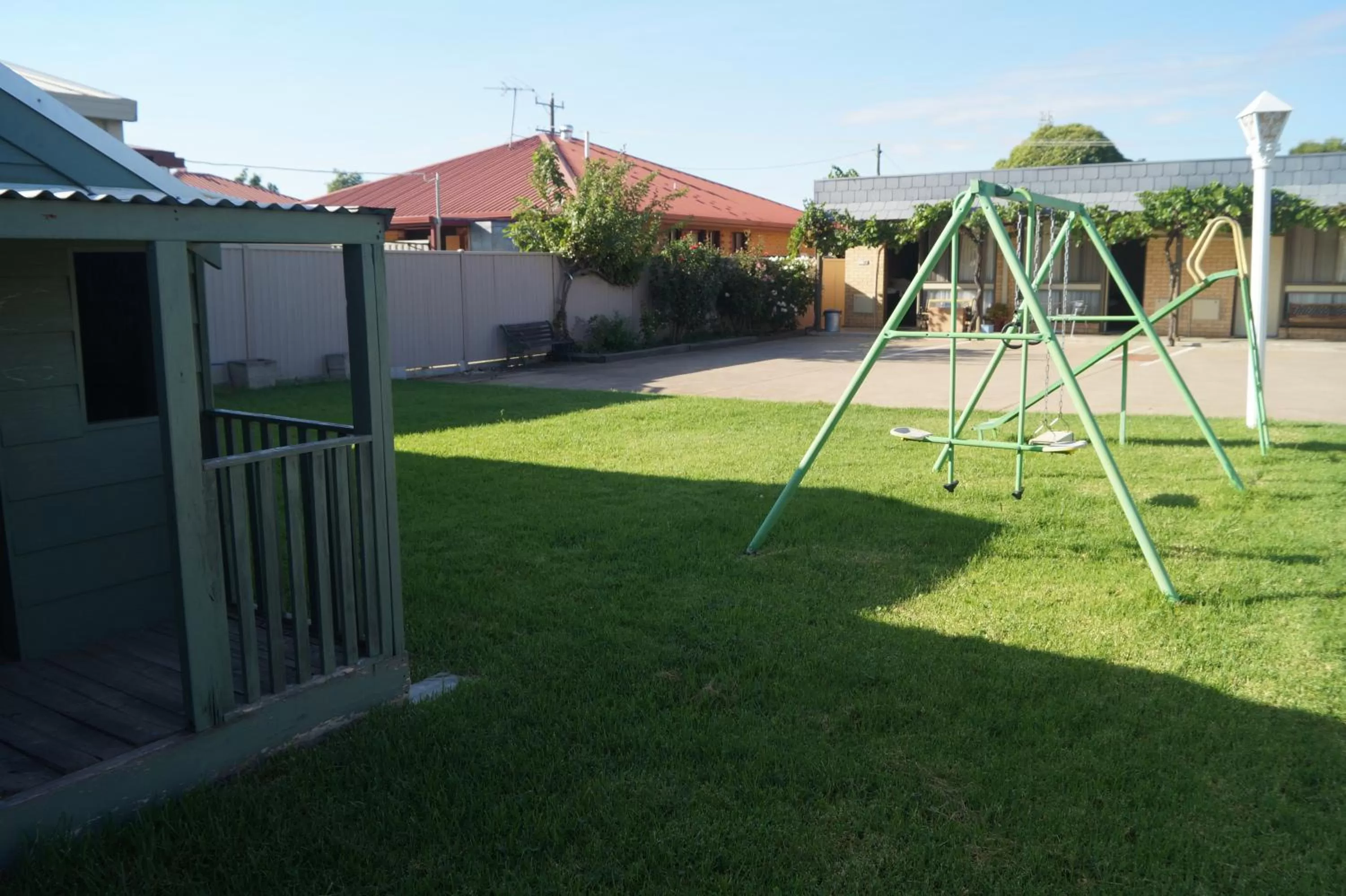 Day in Belltower Motor Inn