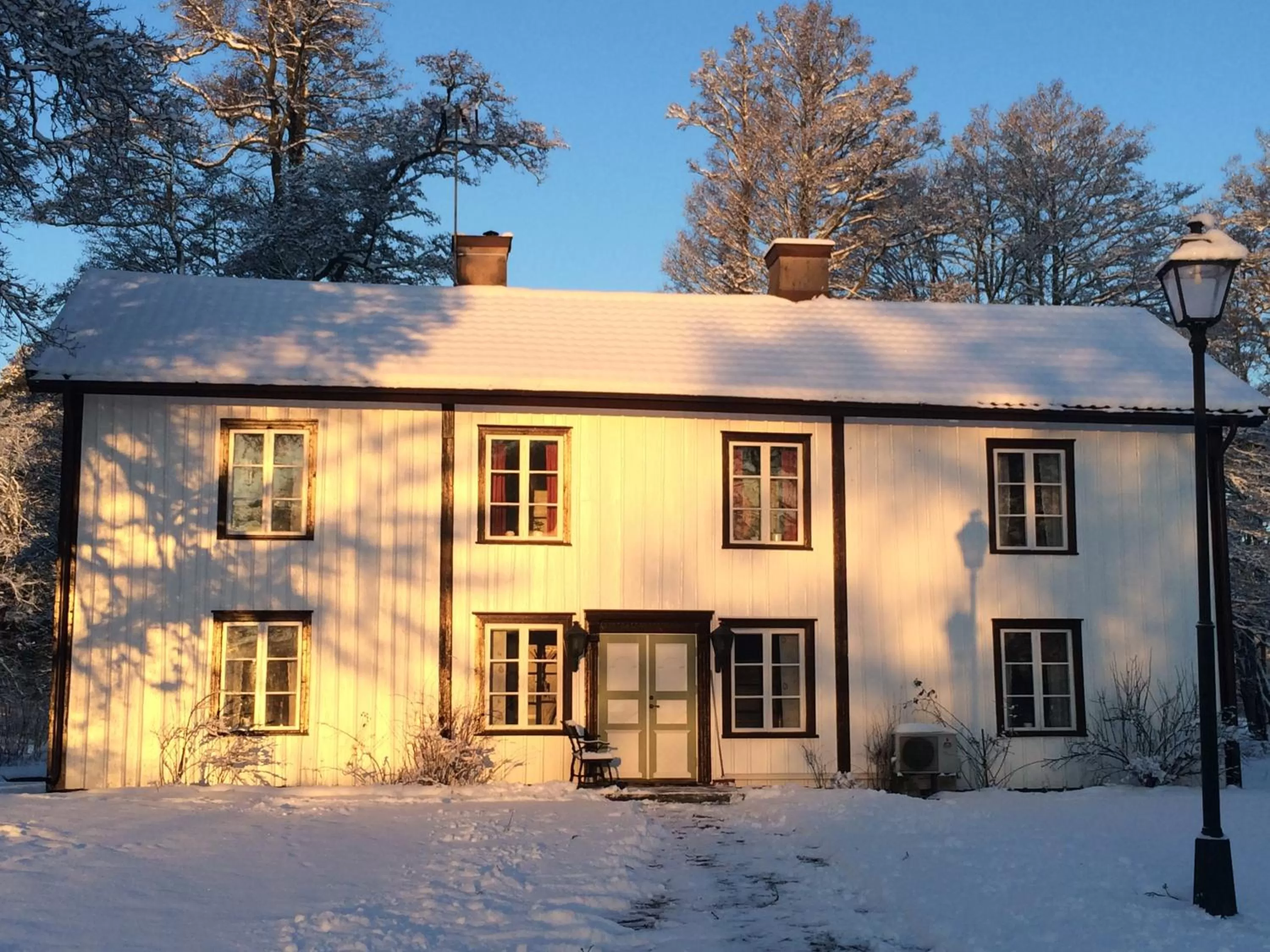 Property building, Winter in KvarnDammens Bed & Breakfast