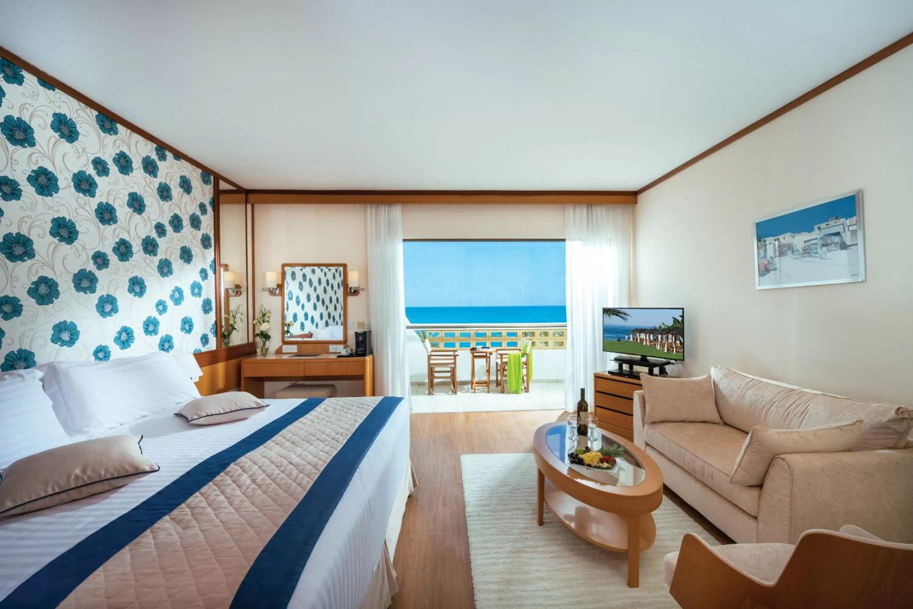 Superior Deluxe Double Room with Sea View in Constantinou Bros Athena Royal Beach Hotel Superior Deluxe Double Room with Sea View in Constantinou Bros Athena Royal Beach Hotel