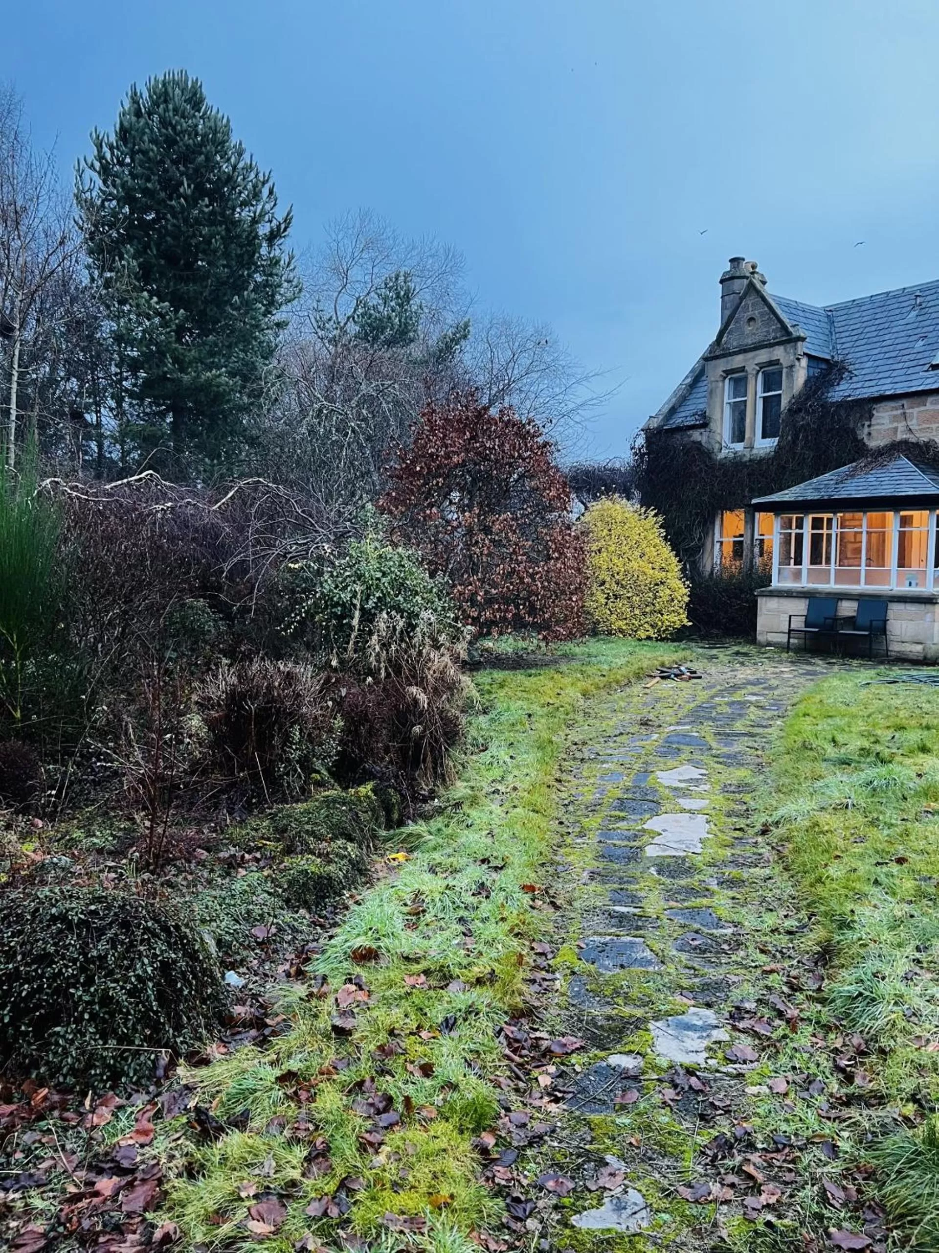 Property building in St Duthus Villa Guesthouse