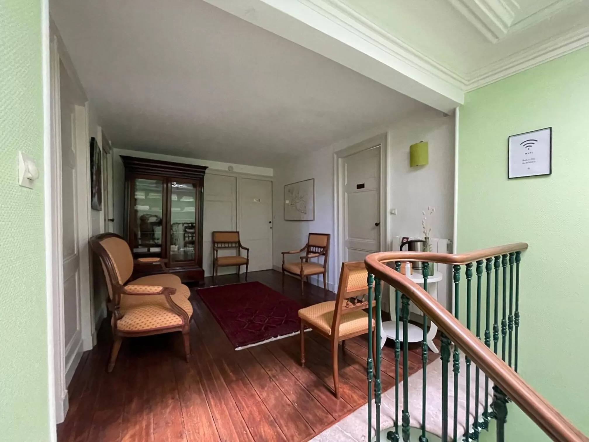 Seating Area in Le Jardin Umal