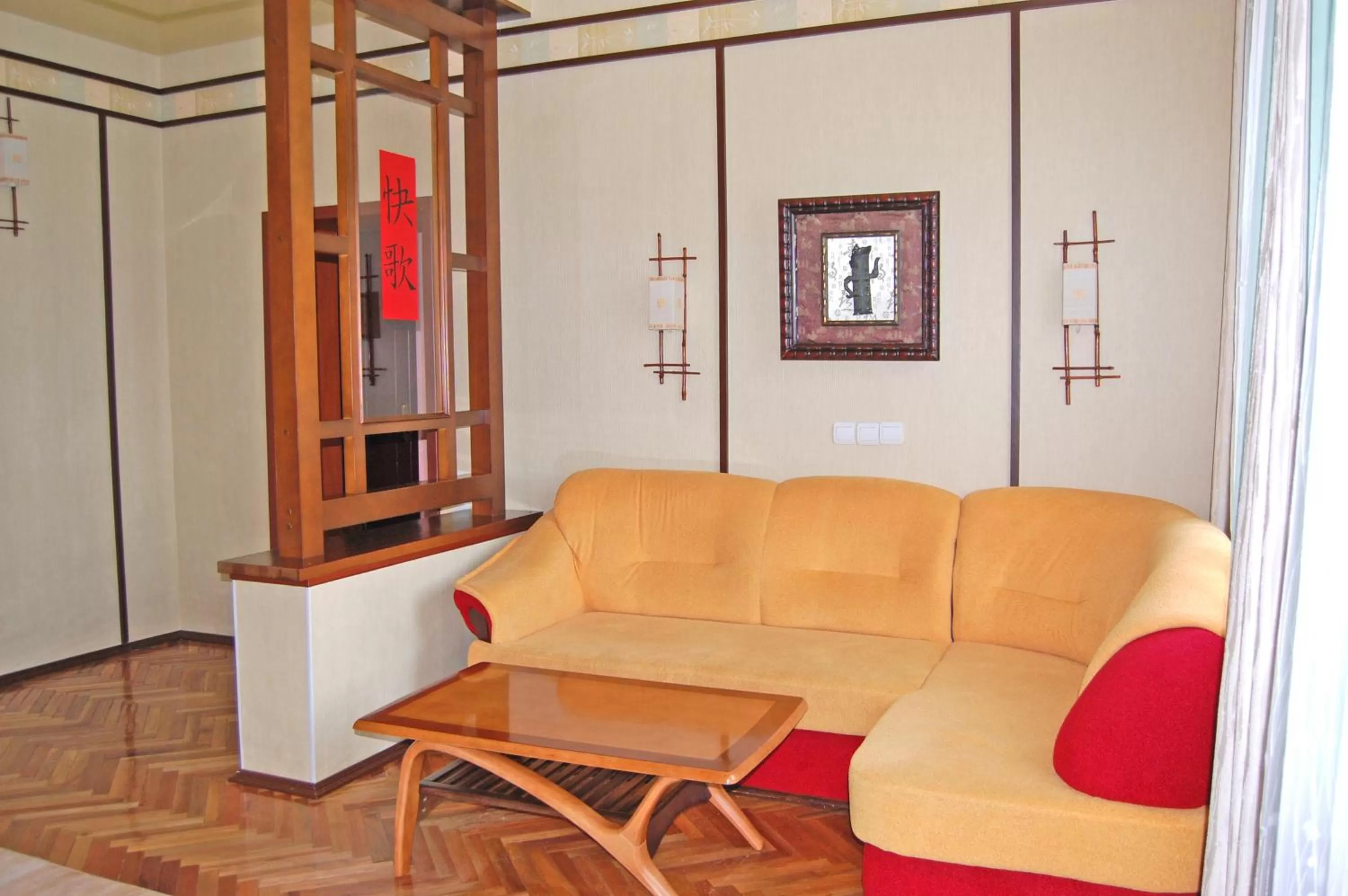 Photo of the whole room, Seating Area in Hotel Prydesnyansky