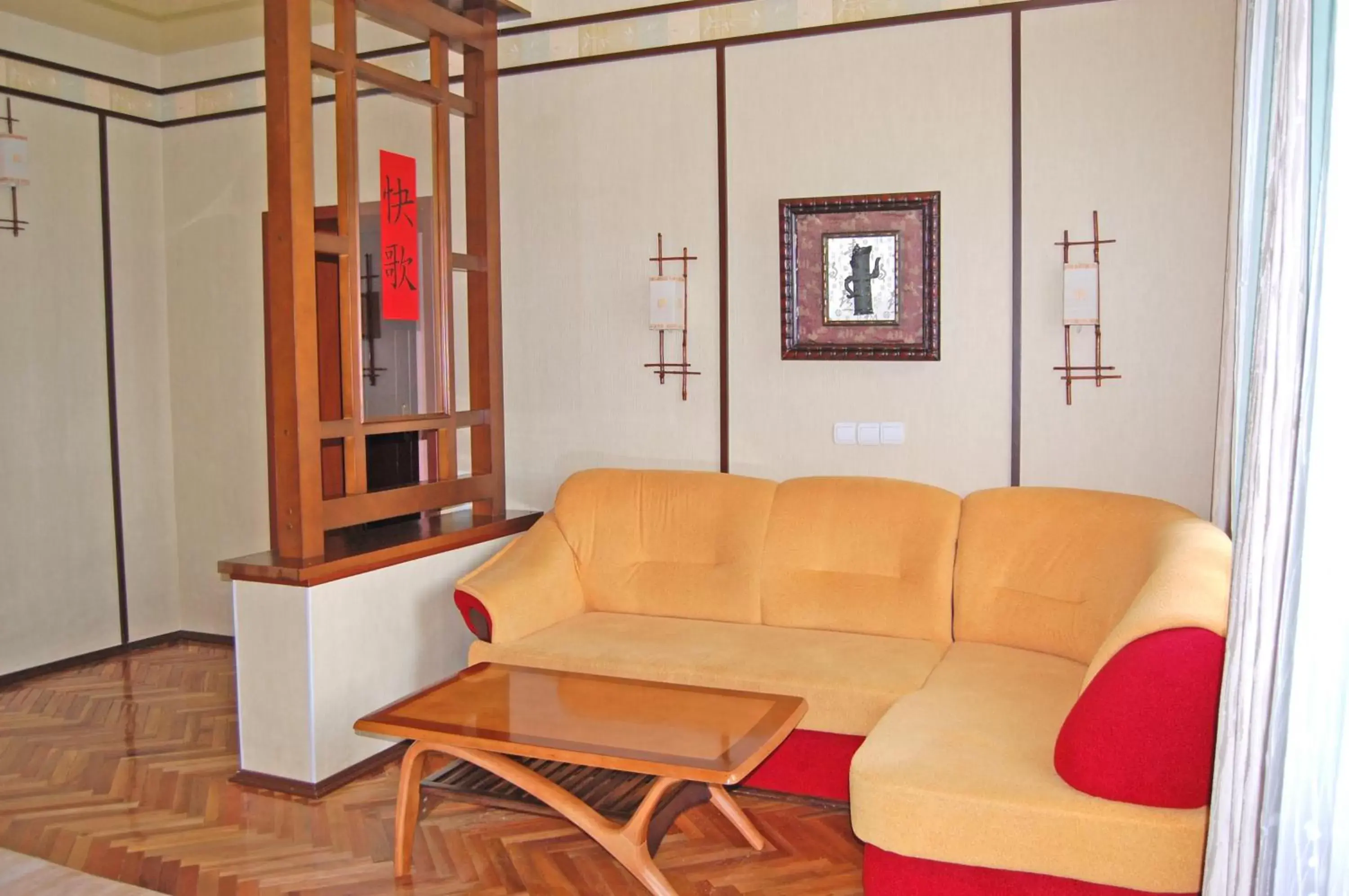 Junior Suite in Hotel Prydesnyansky Junior Suite in Hotel Prydesnyansky