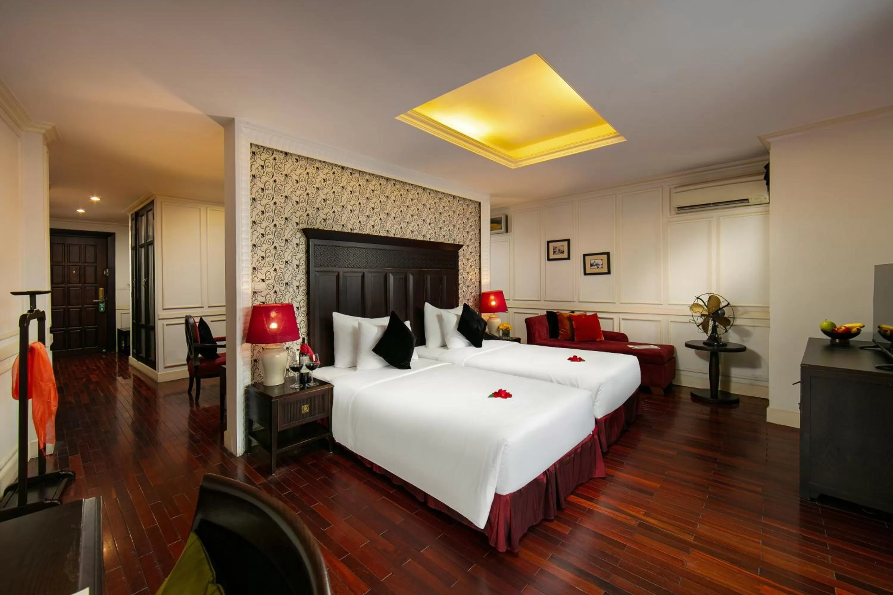 Bed in Hanoi Boutique Hotel & Spa