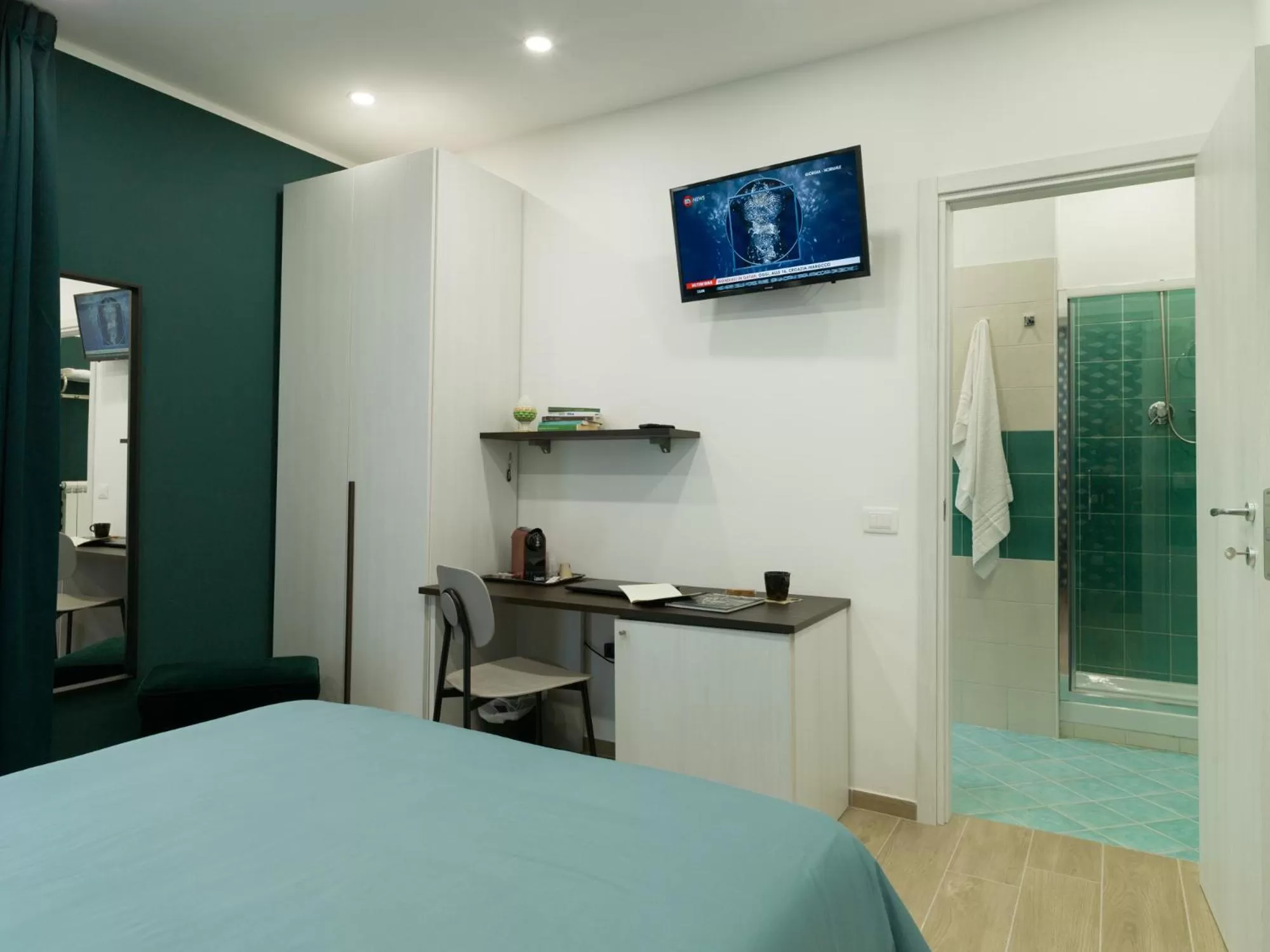 Bedroom, TV/Entertainment Center in Casa Memi