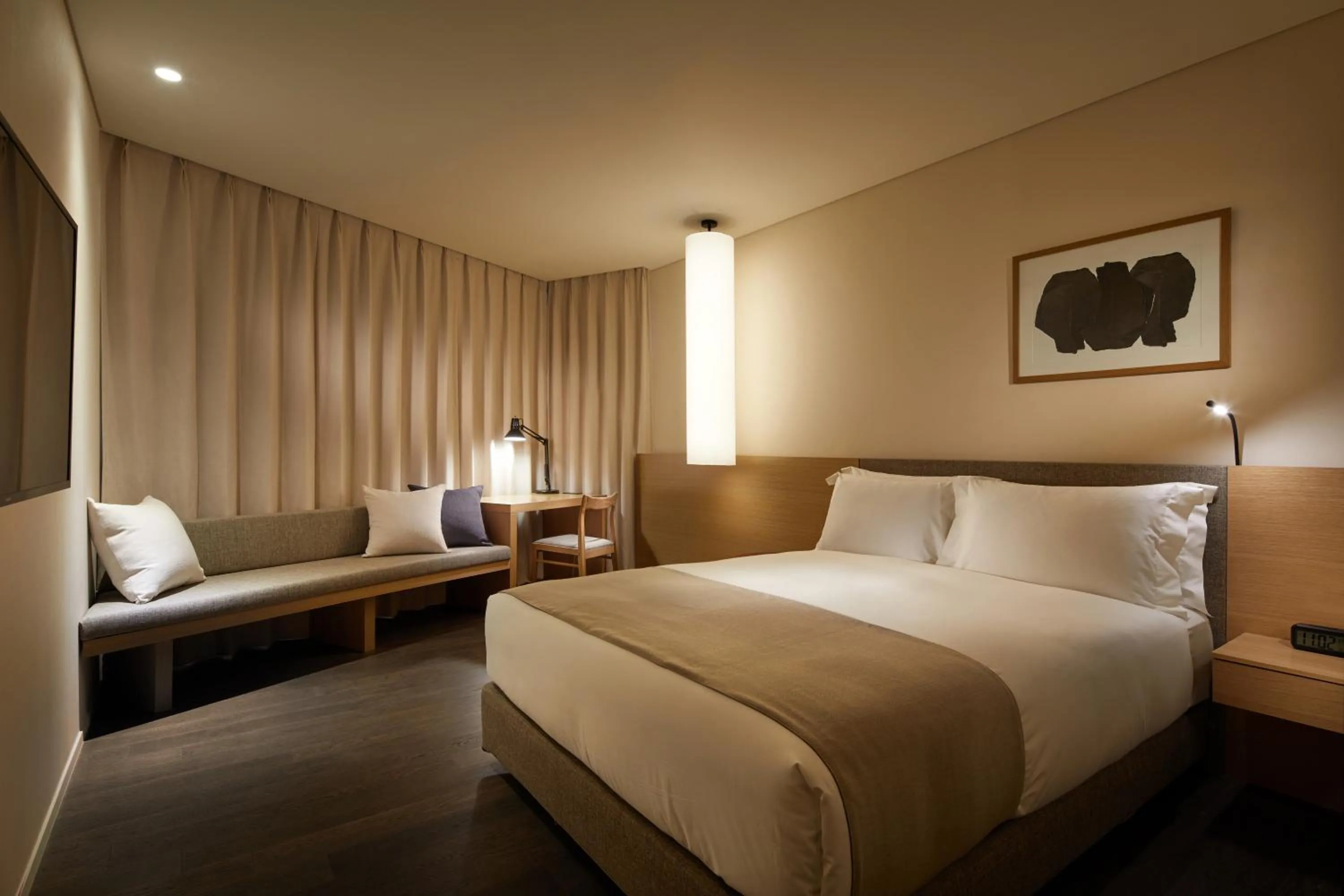 Bedroom, Bed in Shilla Stay Samsung COEX Center