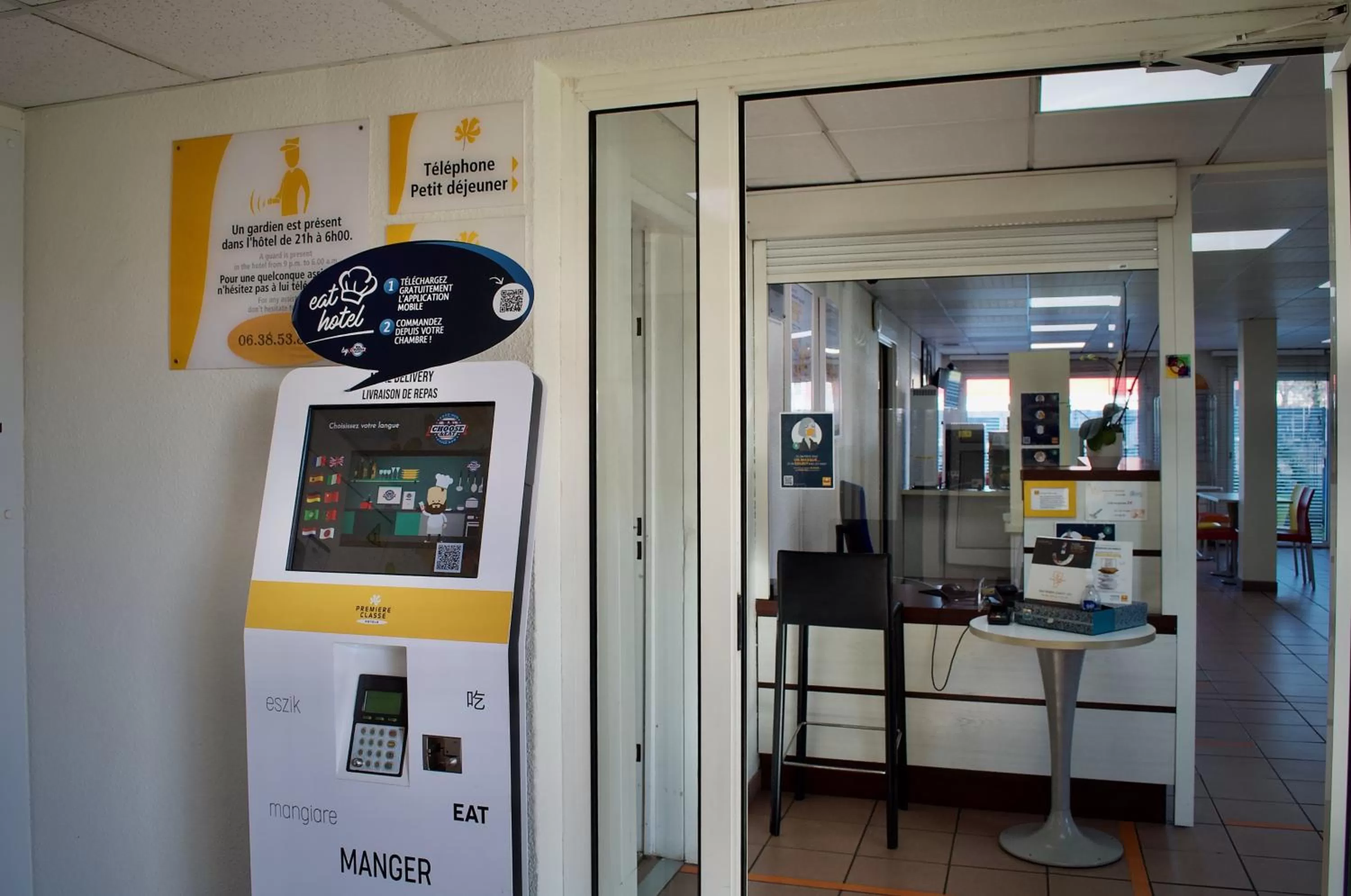 Lobby or reception in Premiere Classe Bordeaux Sud Pessac Bersol